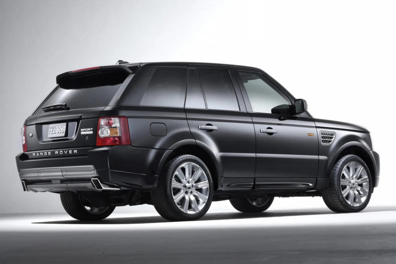 Range Rover Sport modification, Rolls-Royce Cullinan replica, custom SUV Finland, L320 Range Rover, luxury car conversion, modified Range Rover Sport 9