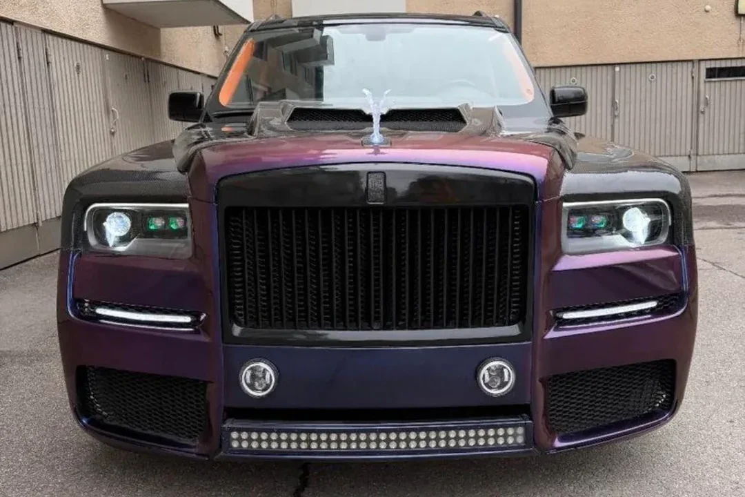 Range Rover Sport modification, Rolls-Royce Cullinan replica, custom SUV Finland, L320 Range Rover, luxury car conversion, modified Range Rover Sport 4