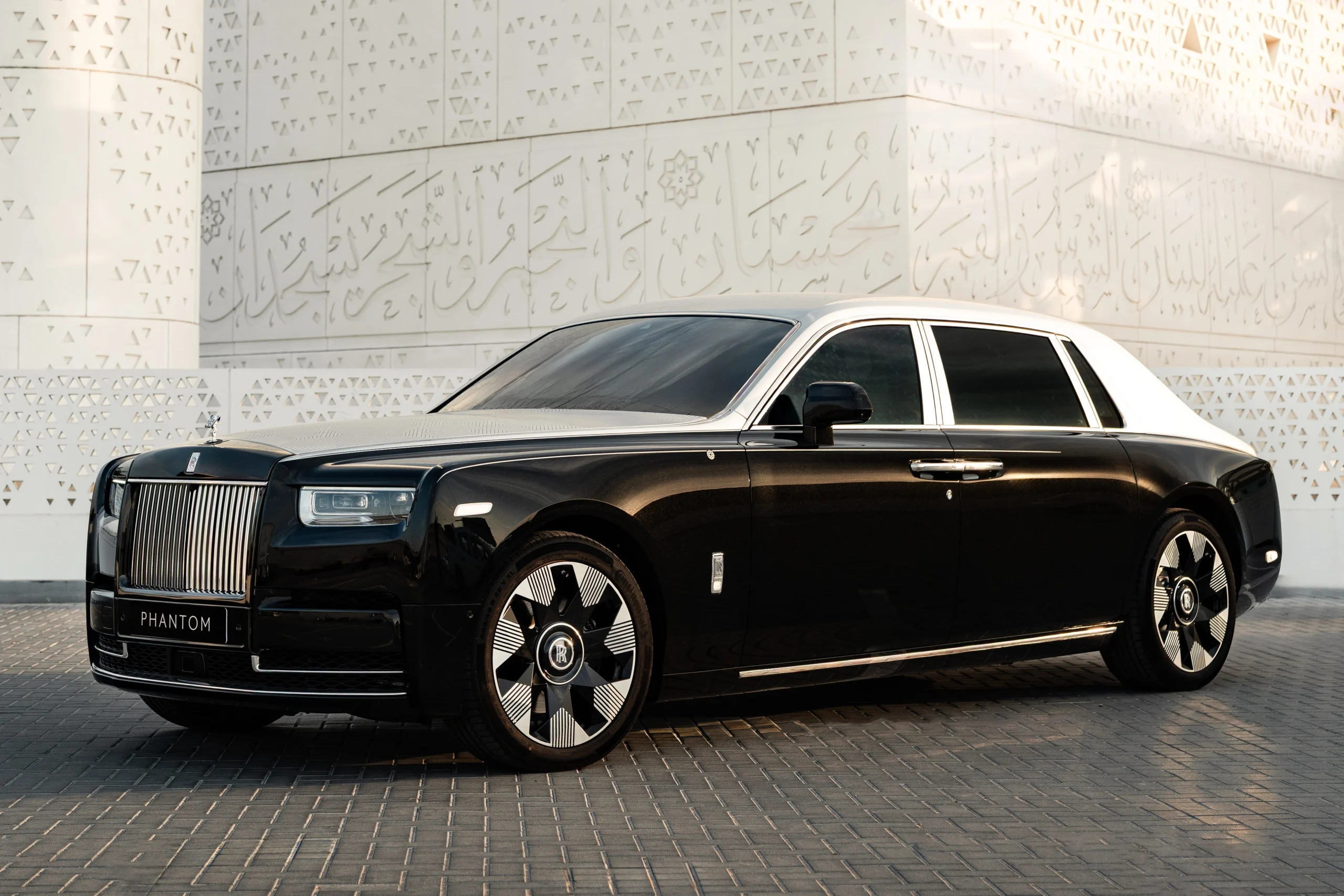 luxury cars, Middle East market, bespoke automobiles, Rolls-Royce profit, automotive sales slowdown 2