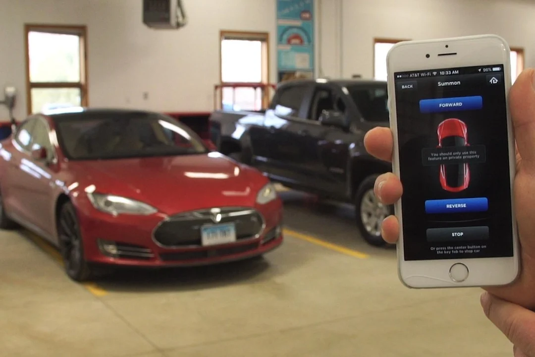 Tesla Smart Summon, NHTSA investigation, Tesla FSD safety, Tesla software update, EV safety regulations, Tesla remote control 2