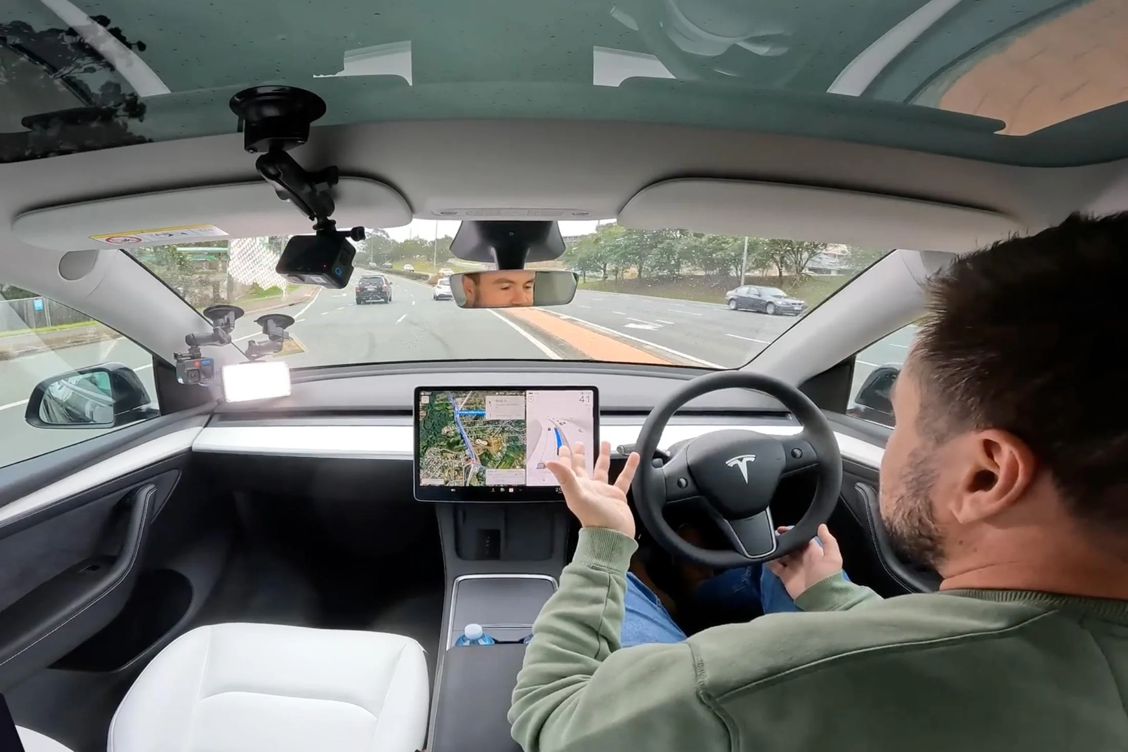 Tesla FSD Europe, Full Self-Driving Netherlands, Tesla AI, autonomous driving EU, RDW Netherlands, Tesla Robotaxi, electric vehicles Europe 4