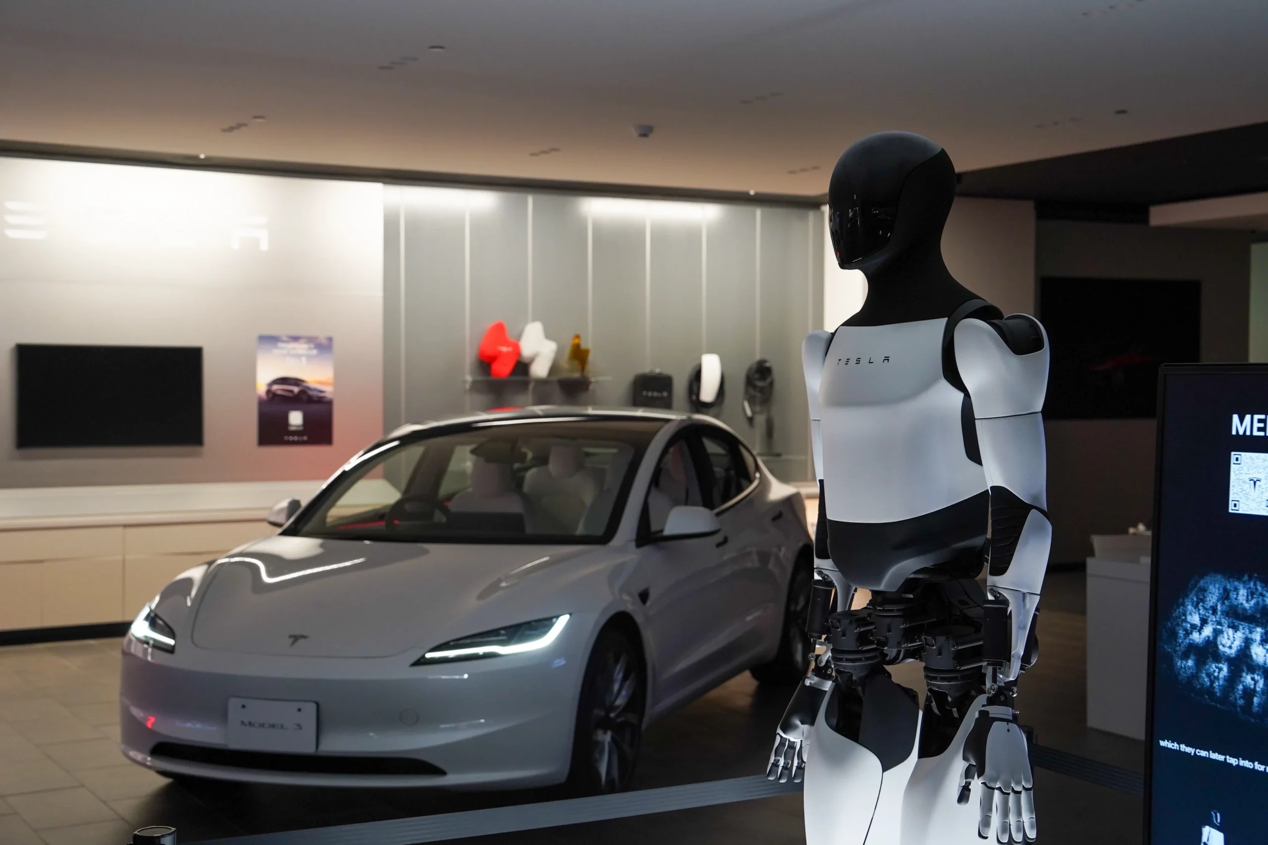 Tesla affordable EV, Tesla profit margins, electric vehicle market, BYD vs Tesla, EV demand 2024, Elon Musk strategy 5