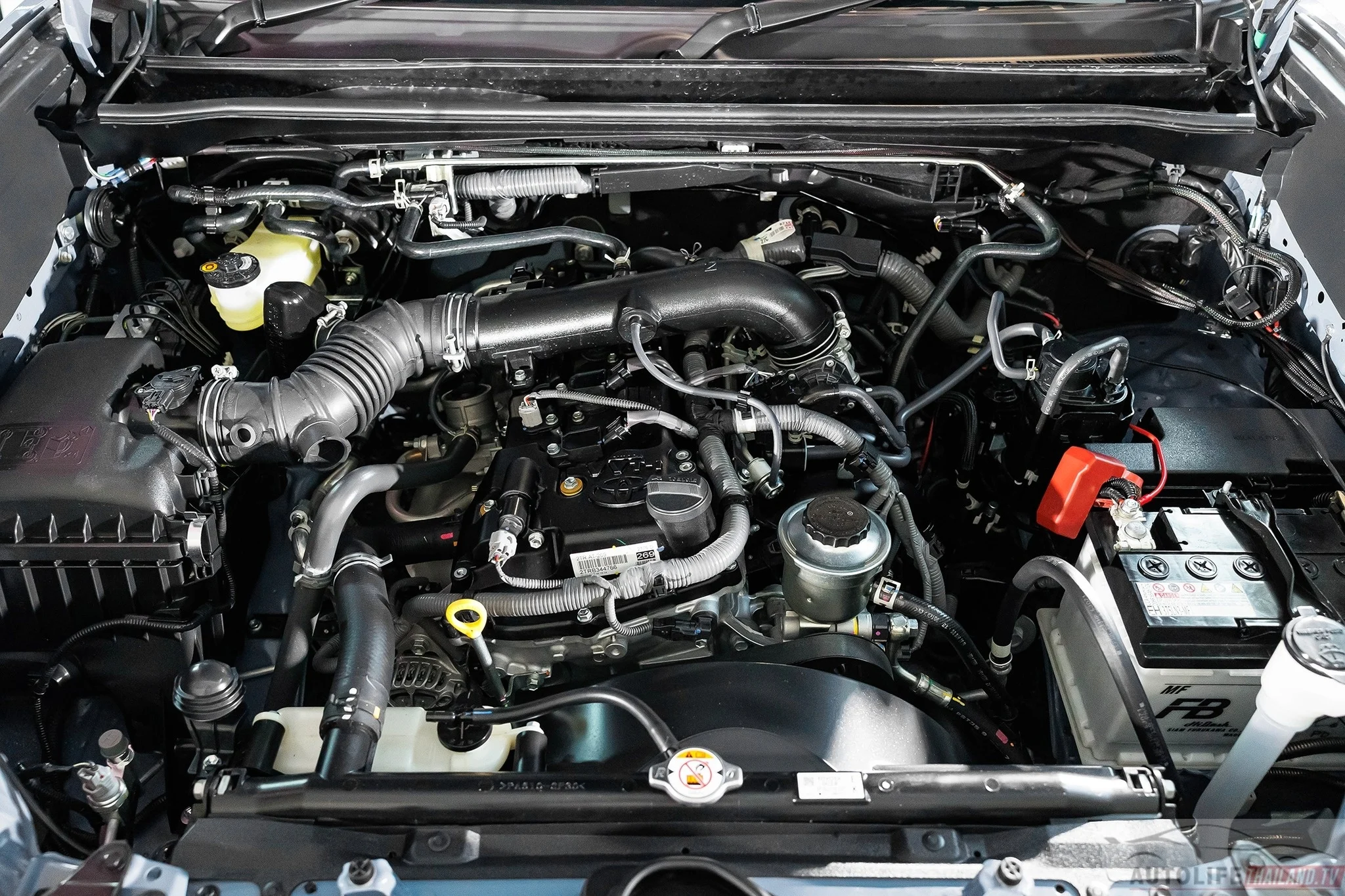 Toyota Land Cruiser, Land Cruiser FJ, Legendary concept, off-road SUV, 70 series, Thailand concept car, retro SUV, 2026 automotive news 14