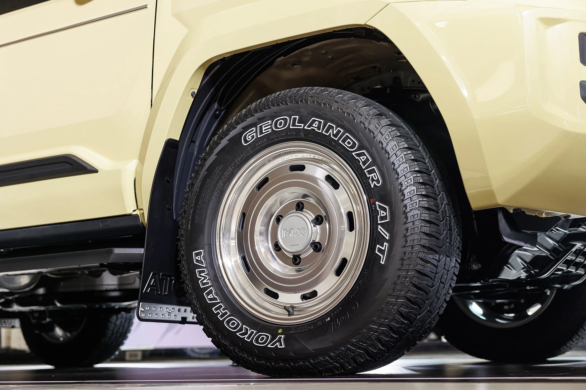 Toyota Land Cruiser, Land Cruiser FJ, Legendary concept, off-road SUV, 70 series, Thailand concept car, retro SUV, 2026 automotive news 9