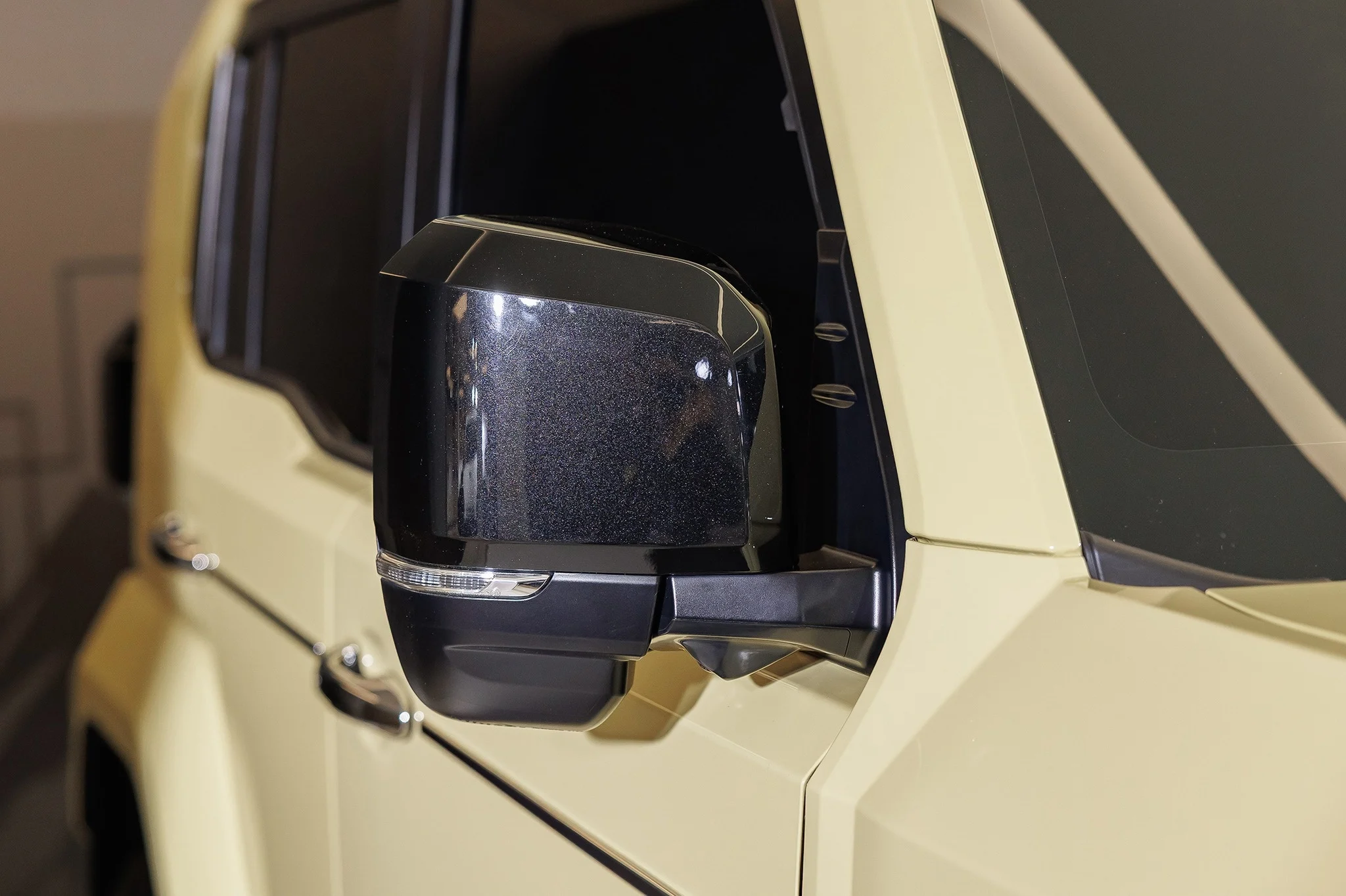 Toyota Land Cruiser, Land Cruiser FJ, Legendary concept, off-road SUV, 70 series, Thailand concept car, retro SUV, 2026 automotive news 7