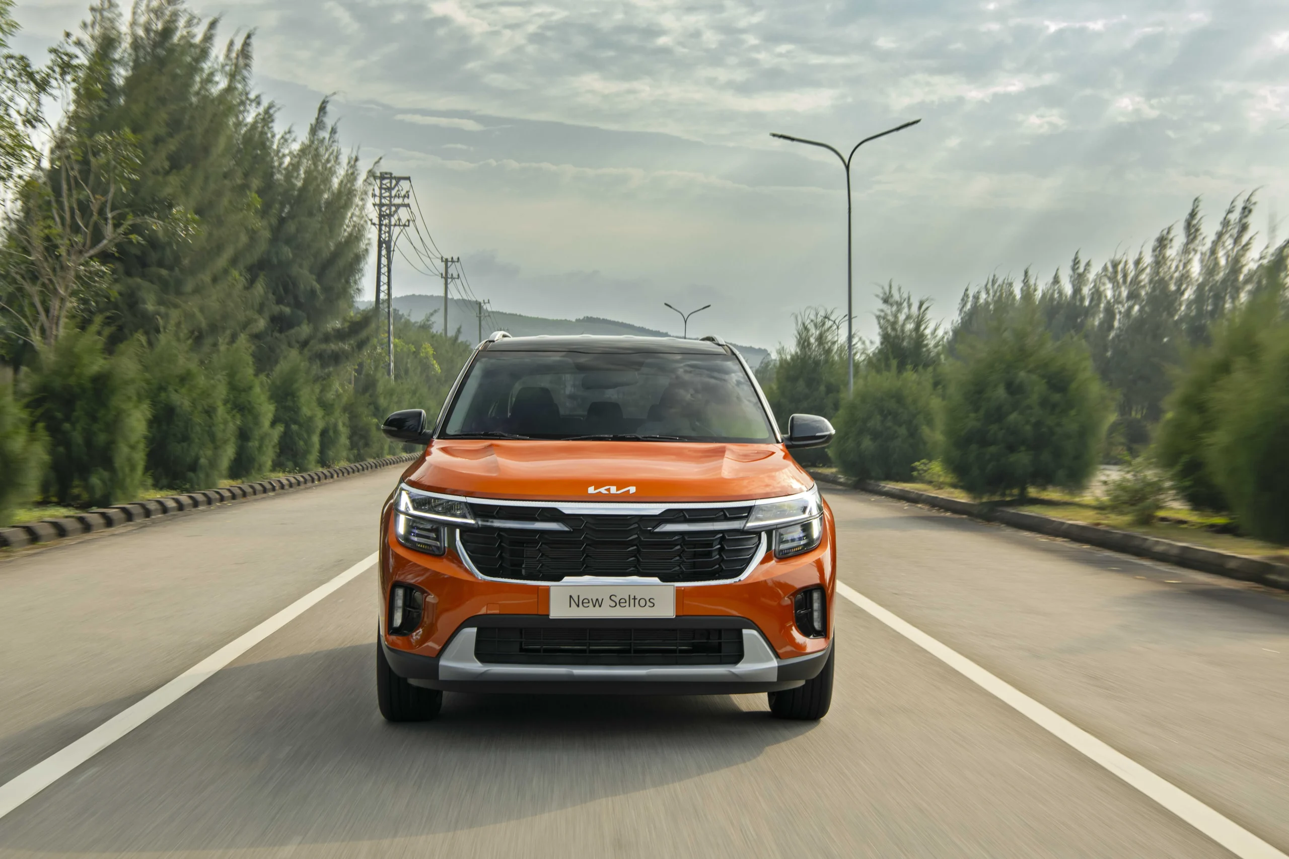 Korean cars Vietnam, Hyundai Creta, Kia Sonet, Hyundai Tucson, Vietnam auto market, Kia Seltos, South Korean SUVs 4