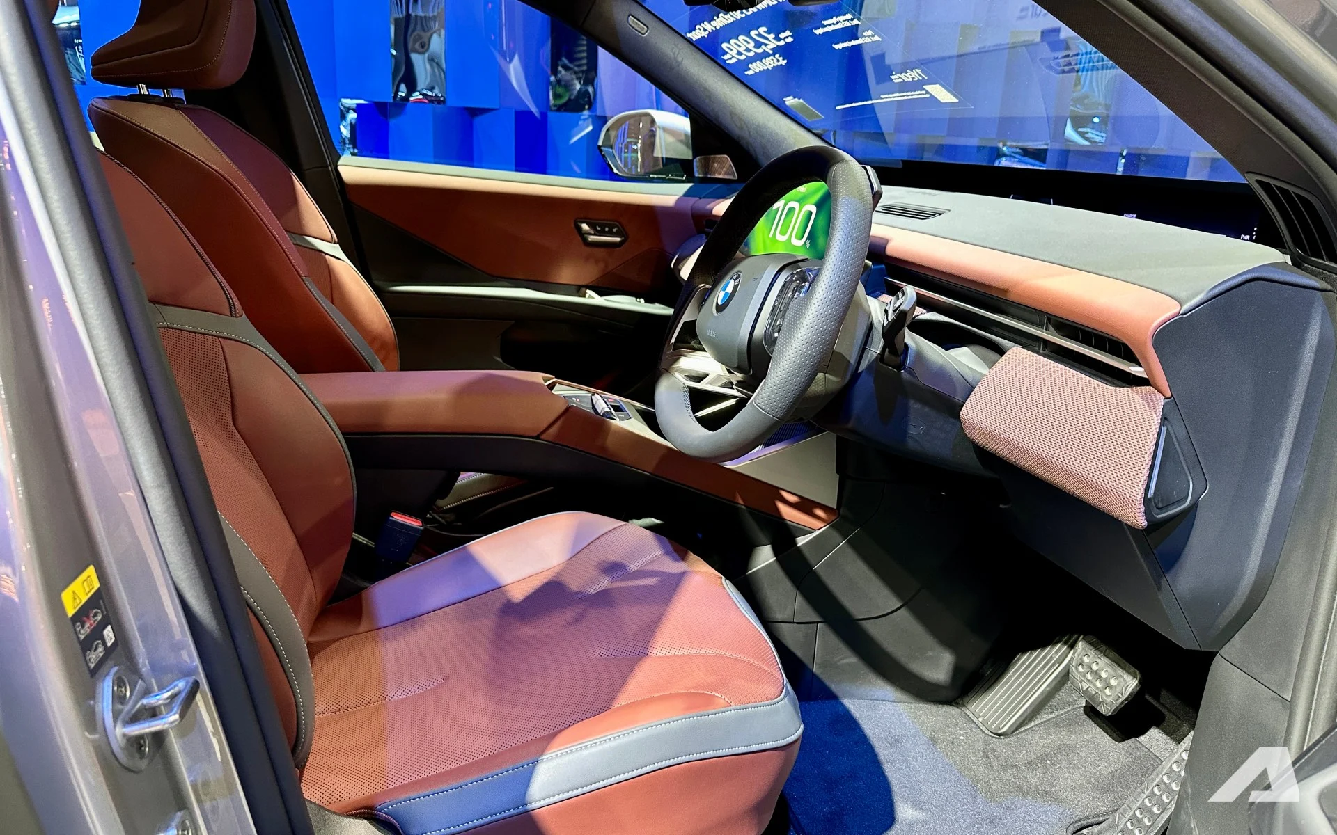 BMW iX3 2026, electric SUV, Vietnam car price, 800V charging, BMW eDrive, electric vehicle range, luxury EV, BMW Thailand price 17