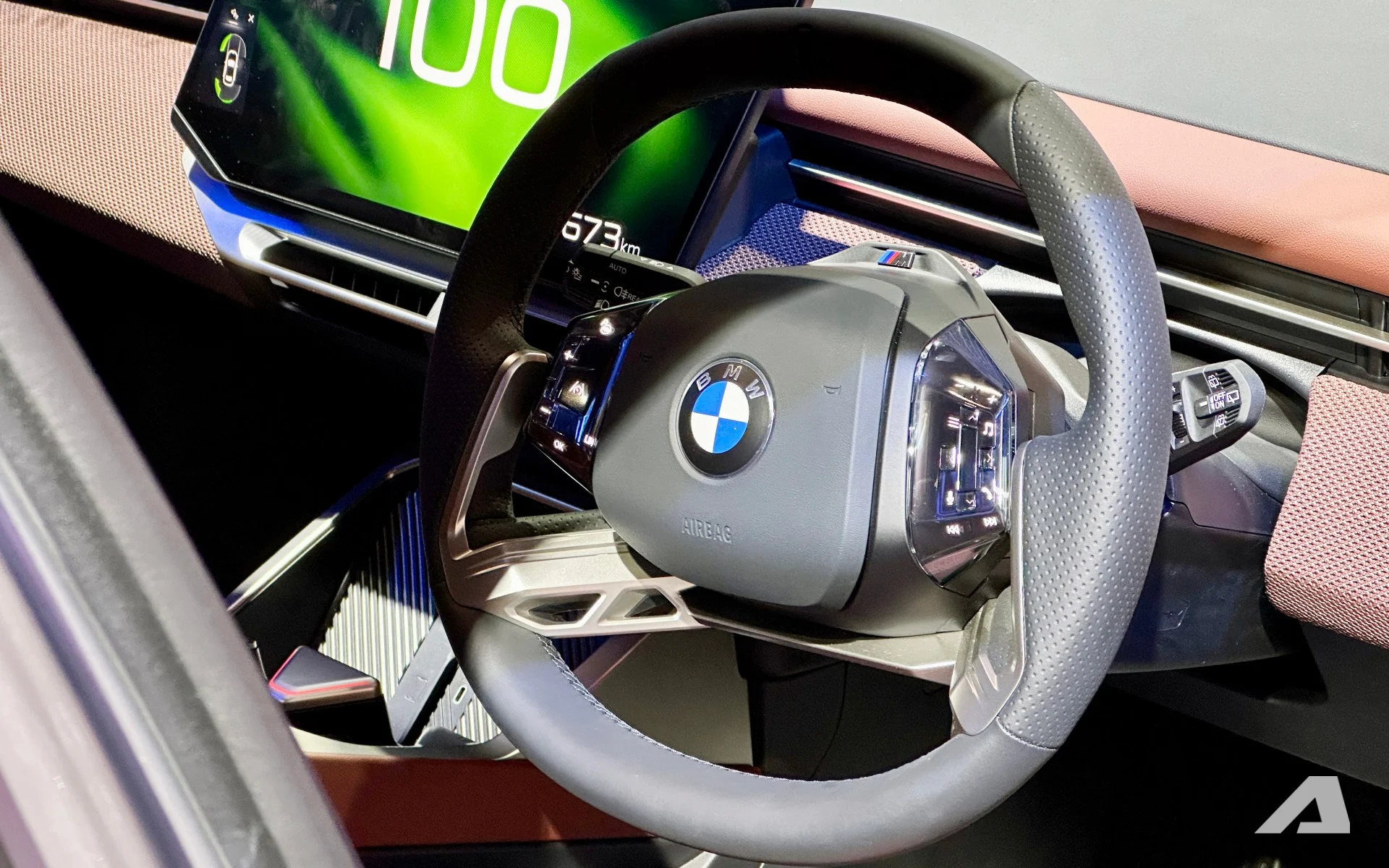 BMW iX3 2026, electric SUV, Vietnam car price, 800V charging, BMW eDrive, electric vehicle range, luxury EV, BMW Thailand price 19