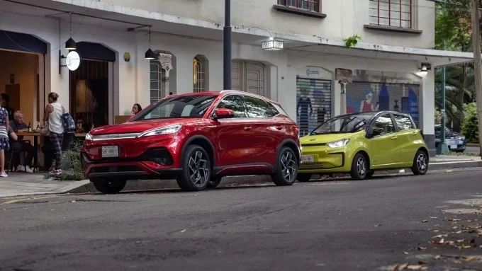 Chinese electric vehicles, Western automotive industry, EV market competition, BYD, electric vehicle strategy, auto industry trends, EV battery technology 4