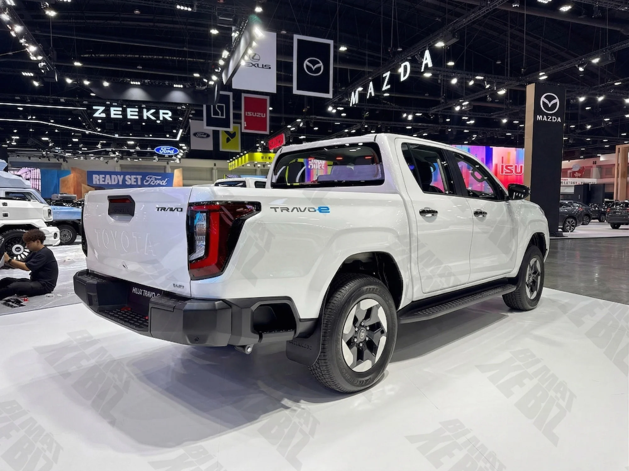 Toyota Hilux electric, electric pickup truck, 2026 Bangkok Motor Show, 59.2 kWh battery, 315 km range, AWD electric truck, Toyota EV 7
