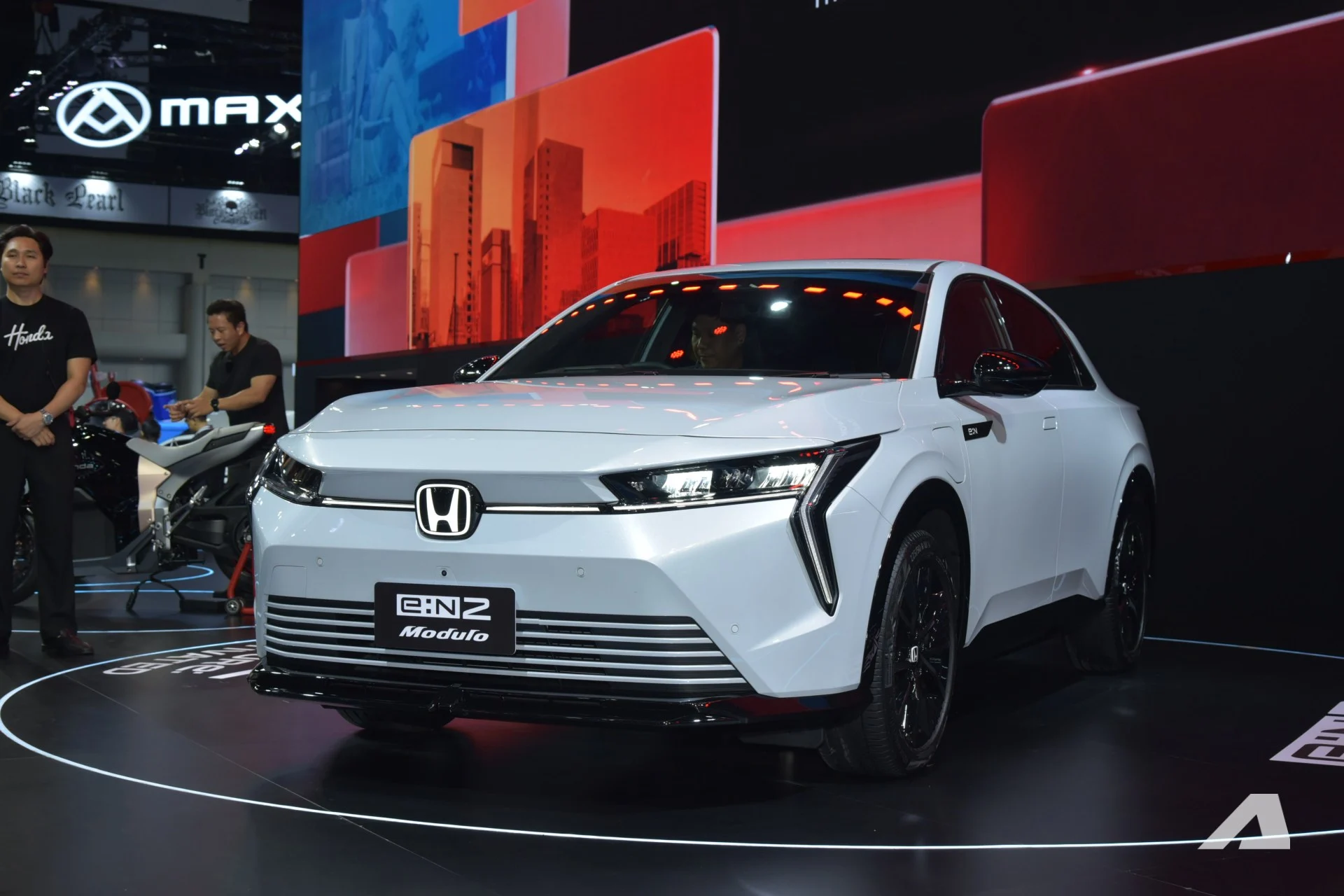Honda e:N2, electric SUV, Honda electric vehicle, 530 km range, Bangkok International Motor Show, CR-V competitor, EV price, Peugeot 408 styling 2