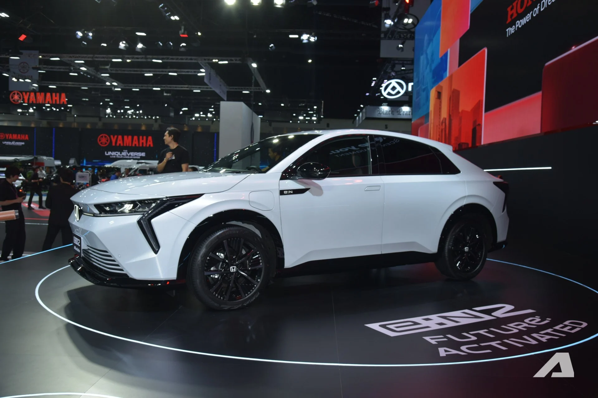 Honda e:N2, electric SUV, Honda electric vehicle, 530 km range, Bangkok International Motor Show, CR-V competitor, EV price, Peugeot 408 styling 3