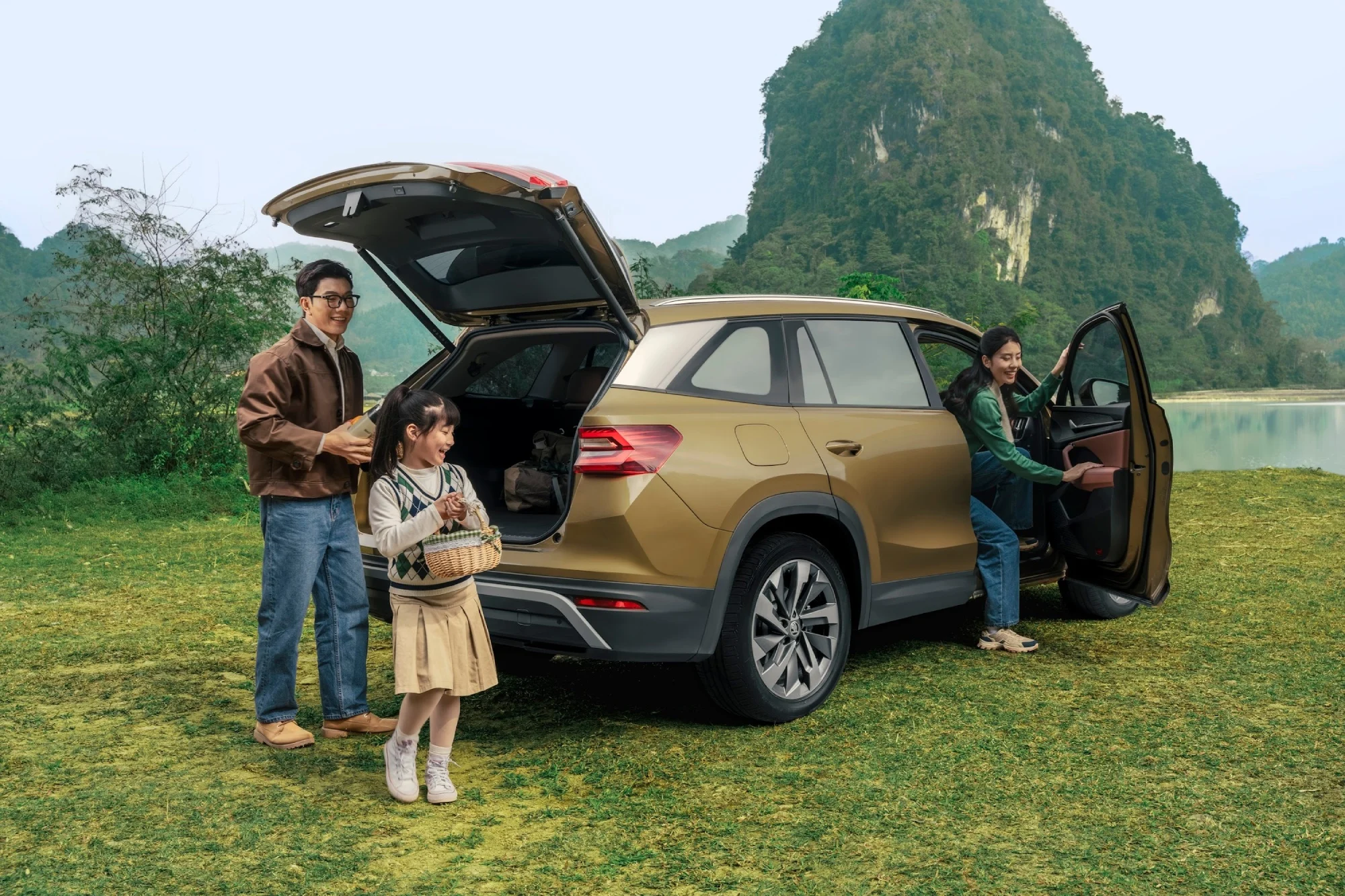 Skoda Kodiaq 2026, European SUV, Skoda Vietnam, family SUV, Travel Assist ADAS, Simply Clever, luxury SUV reviews 6