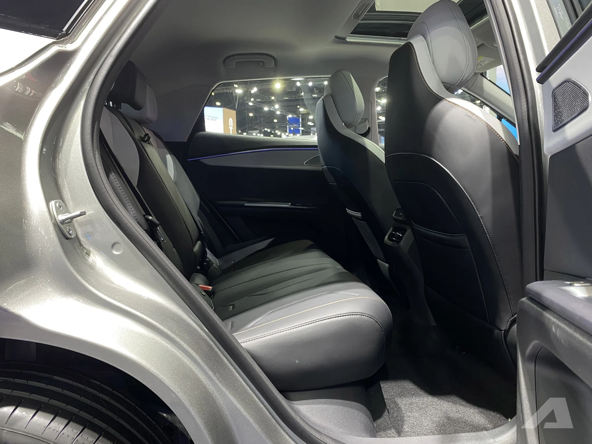 Omoda C5 EV, 2026 electric SUV, electric car Thailand, fast charge electric vehicle, 24‑inch screen SUV, electric SUV price, 500 km range EV 19