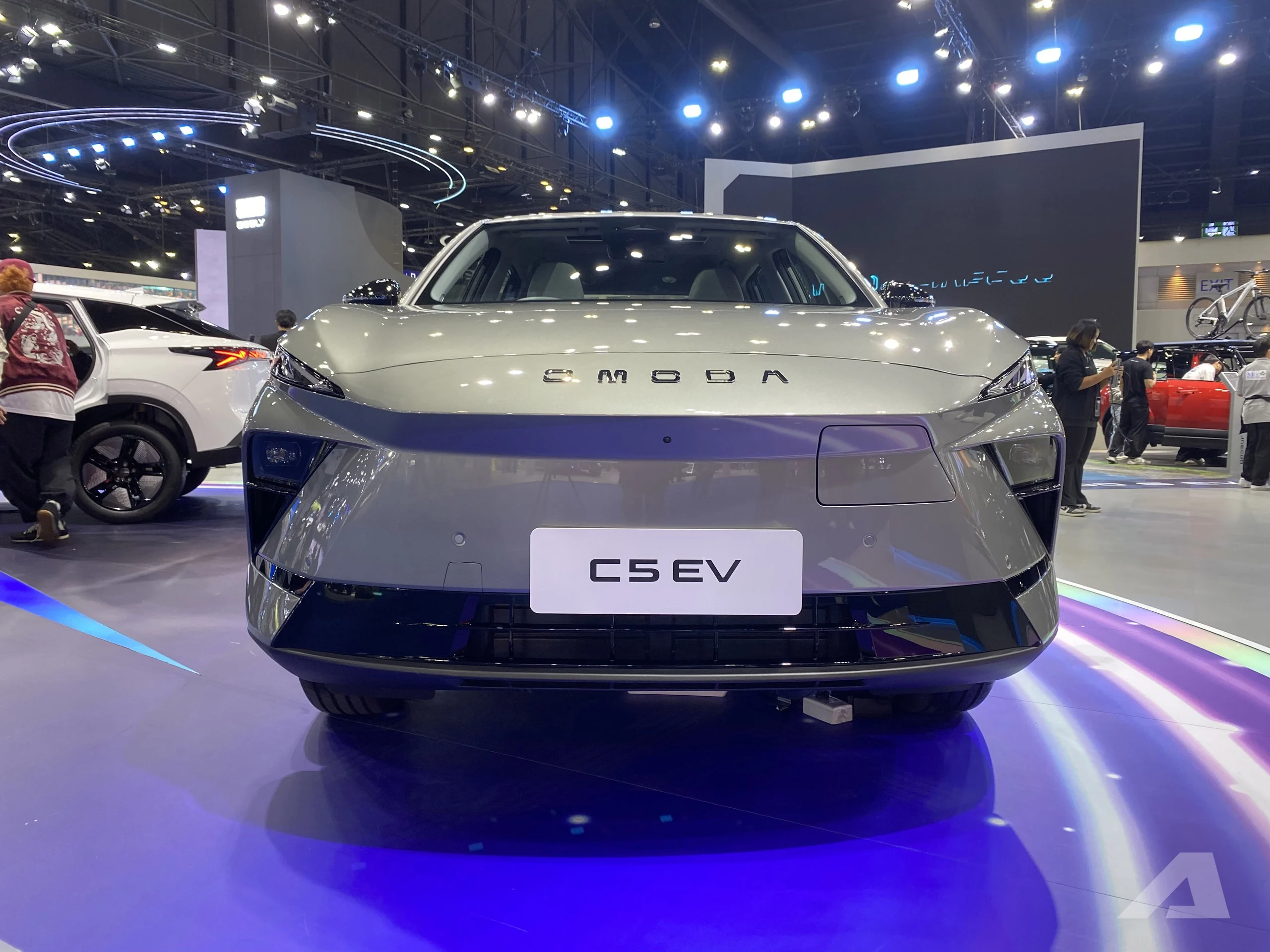 Omoda C5 EV, 2026 electric SUV, electric car Thailand, fast charge electric vehicle, 24‑inch screen SUV, electric SUV price, 500 km range EV 4