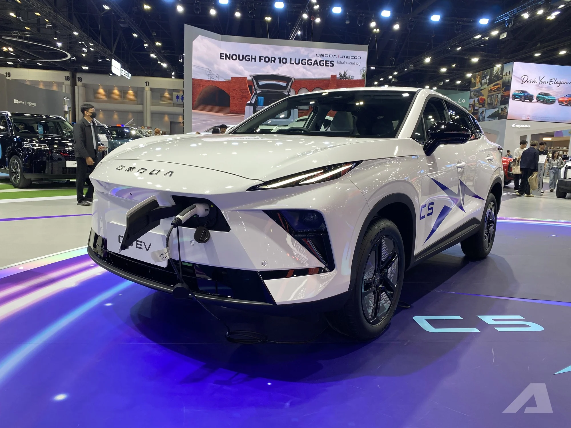 Omoda C5 EV, 2026 electric SUV, electric car Thailand, fast charge electric vehicle, 24‑inch screen SUV, electric SUV price, 500 km range EV 9