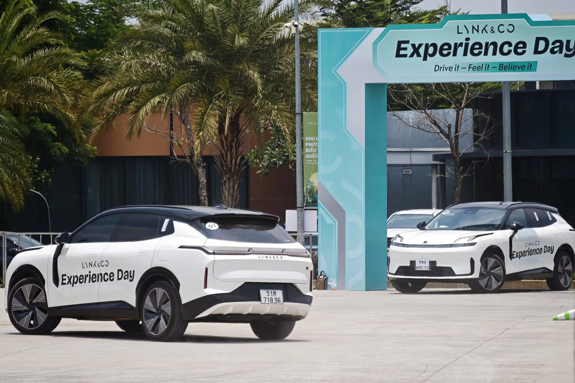 Chinese cars Vietnam, EV market Vietnam, Geely EX5, BYD Dolphin Vietnam, Omoda Jaecoo, Lynk & Co Vietnam, electric vehicles Southeast Asia 2