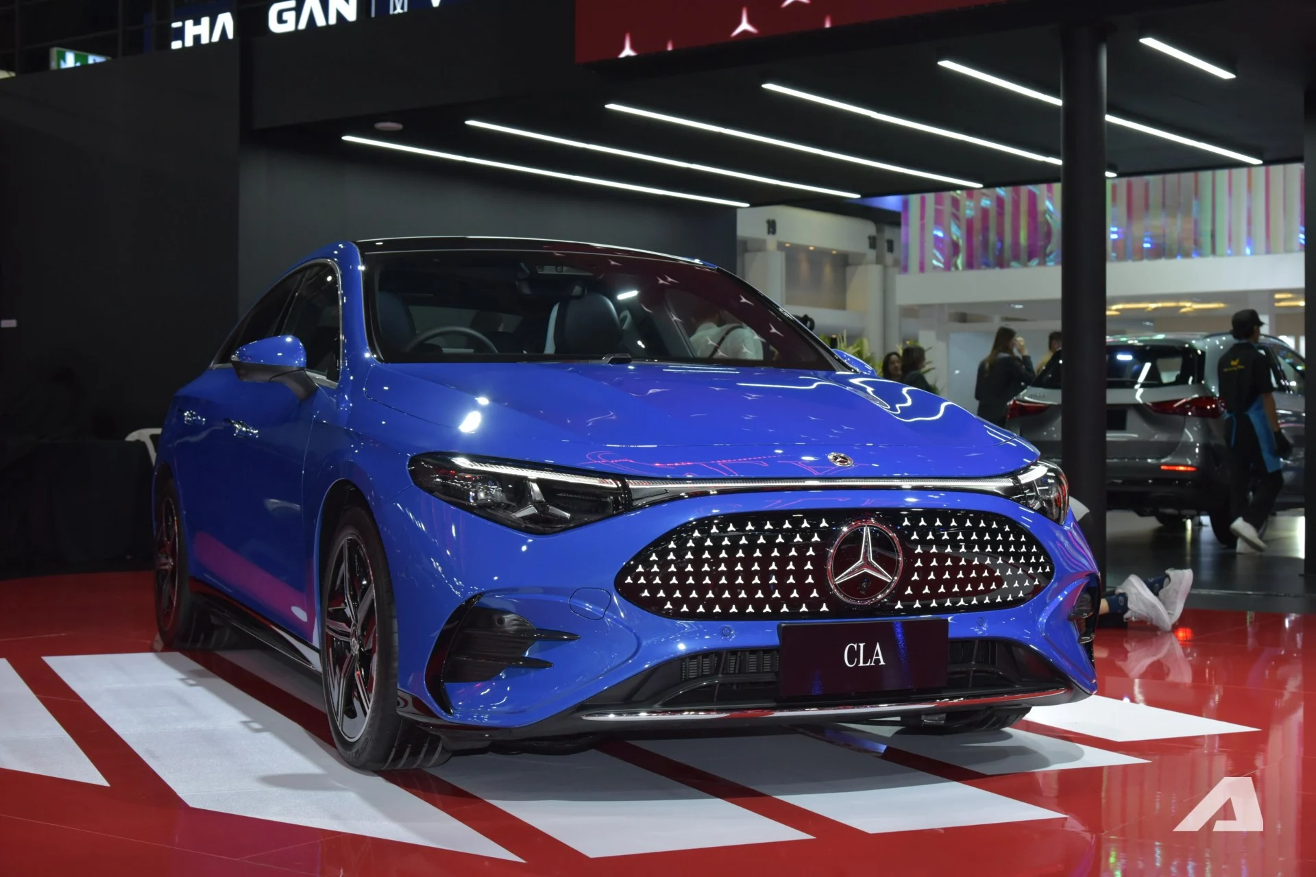 Mercedes-Benz CLA EV, 2026 electric sedan, 800V technology, 792 km range, fast charging, Vietnam electric car, luxury EV, BIMS 2026 2