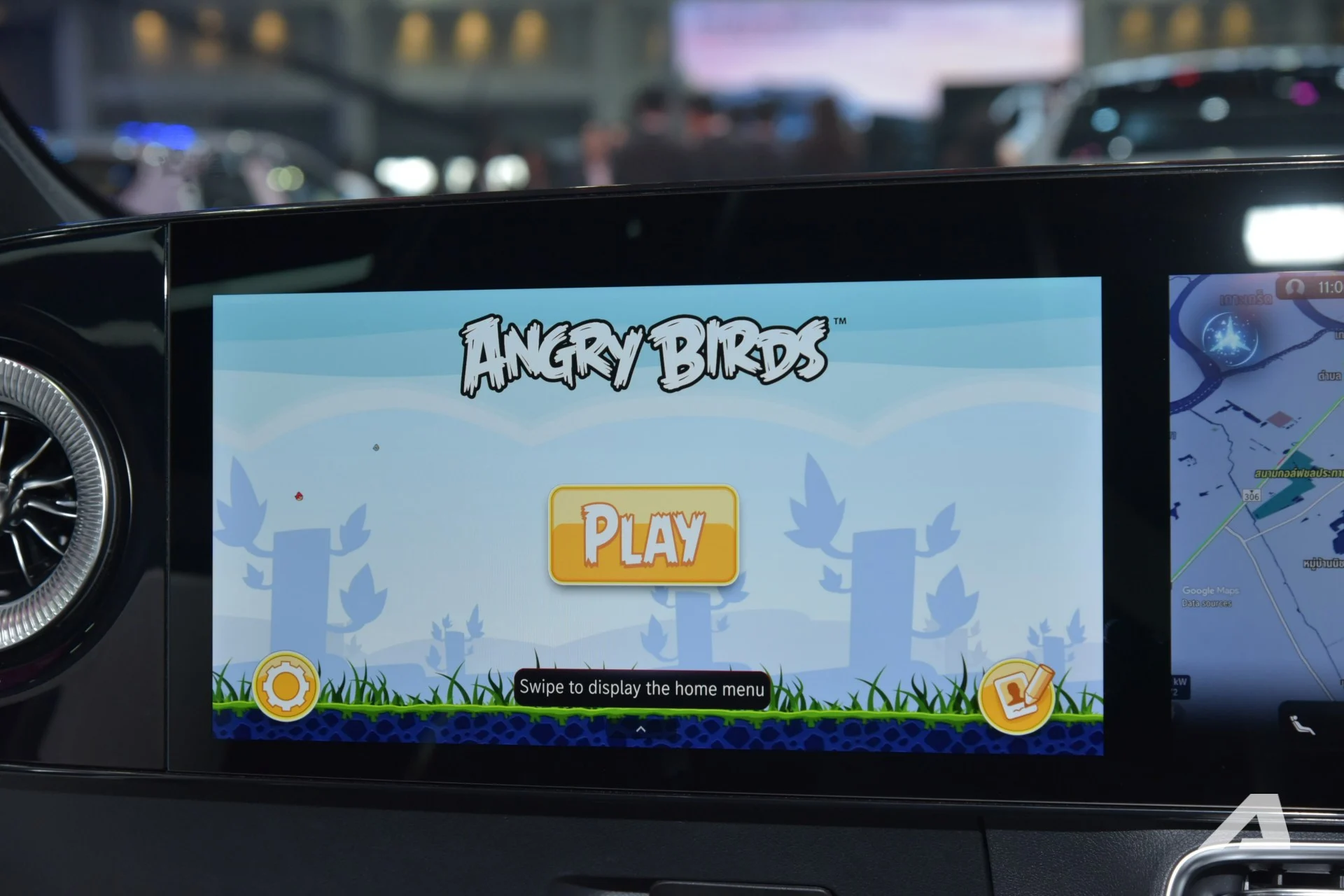 Mercedes-Benz CLA EV, 2026 electric sedan, 800V technology, 792 km range, fast charging, Vietnam electric car, luxury EV, BIMS 2026 12