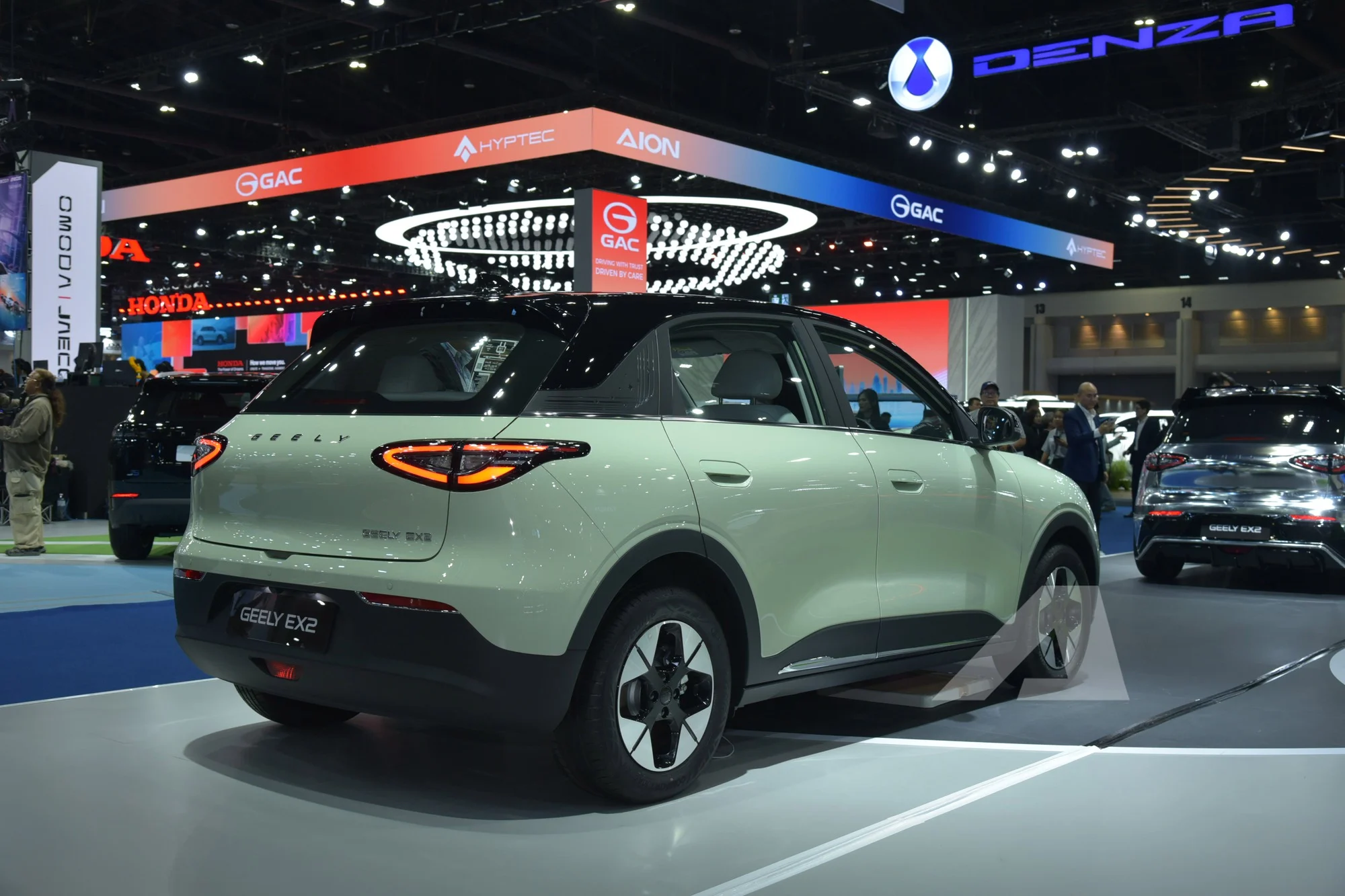 Geely EX2, electric SUV, 2026 electric car, ADAS, 14.6 inch screen, urban EV, 400 km range, affordable EV 6
