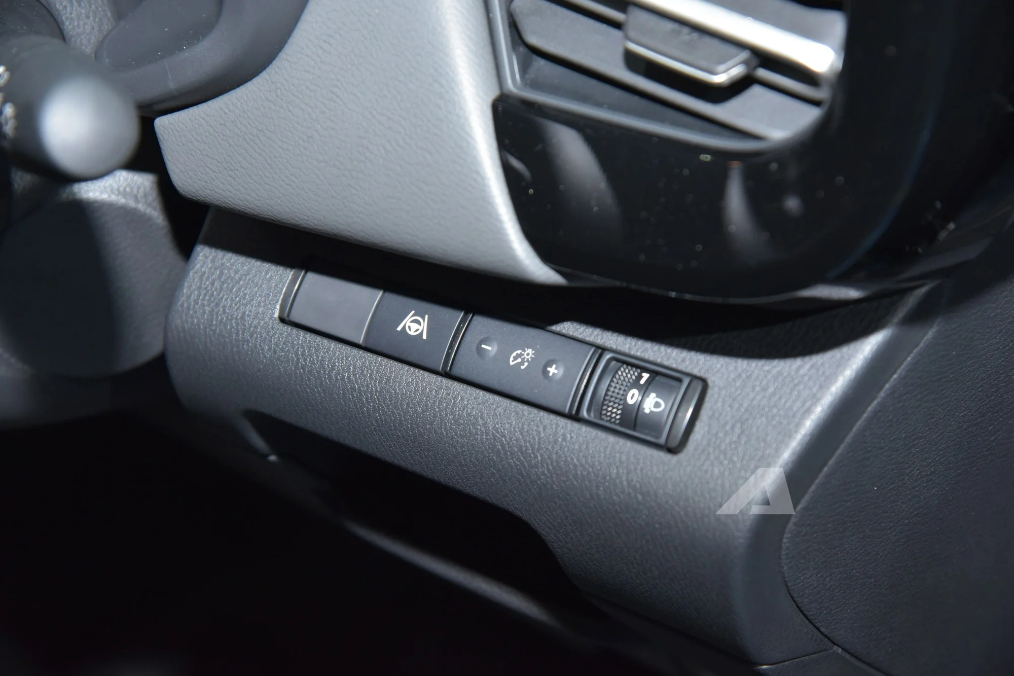 Nissan Kicks 2026, e-POWER hybrid, B-segment SUV, 12.3 inch infotainment, Thai car market, Nissan Thailand, hybrid crossover, ProPILOT driver assist 16