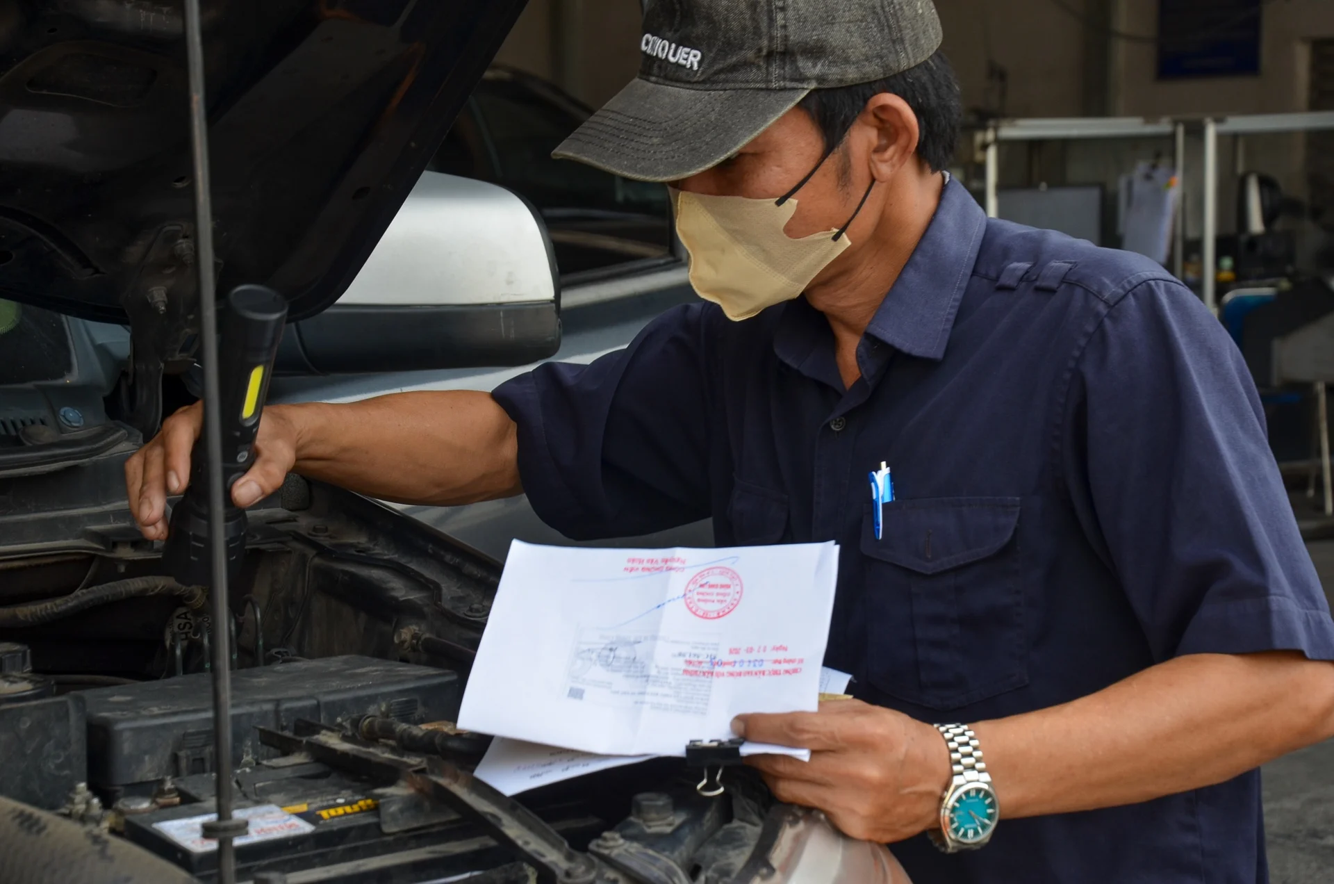 diesel emission test, vehicle inspection, full throttle testing, diesel engine emissions, emission regulations, fuel injection, environmental safety, Vietnam transport 5