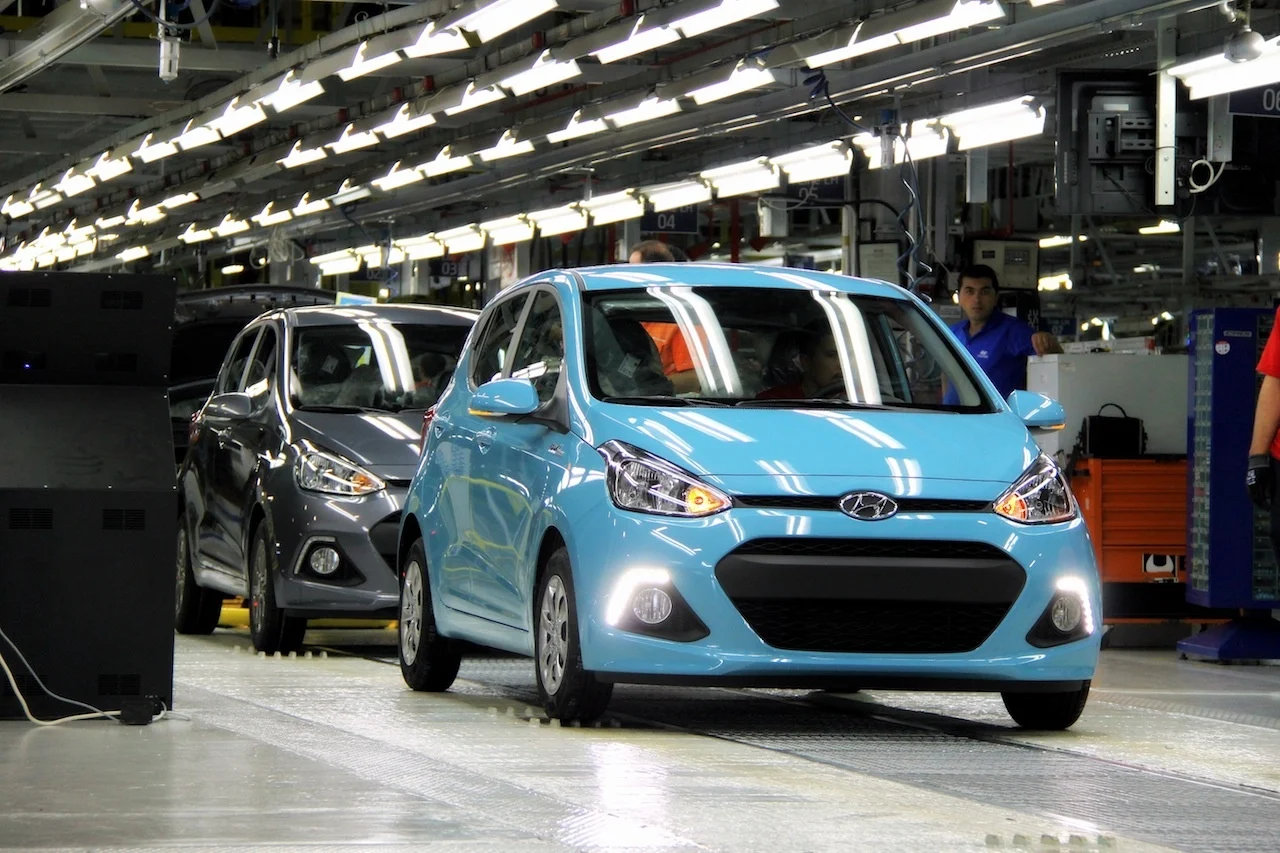Indian imported cars Vietnam, Vietnam automotive market, ATIGA tax, Hyundai Vietnam, Volkswagen Vietnam, car import taxes, ASEAN car trade 2