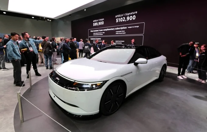 Japan electric vehicles, Japanese auto industry, EV market Japan, hybrid cars Japan, Toyota EV strategy, Nissan electric cars, hydrogen fuel vehicles, automotive emissions Japan 3