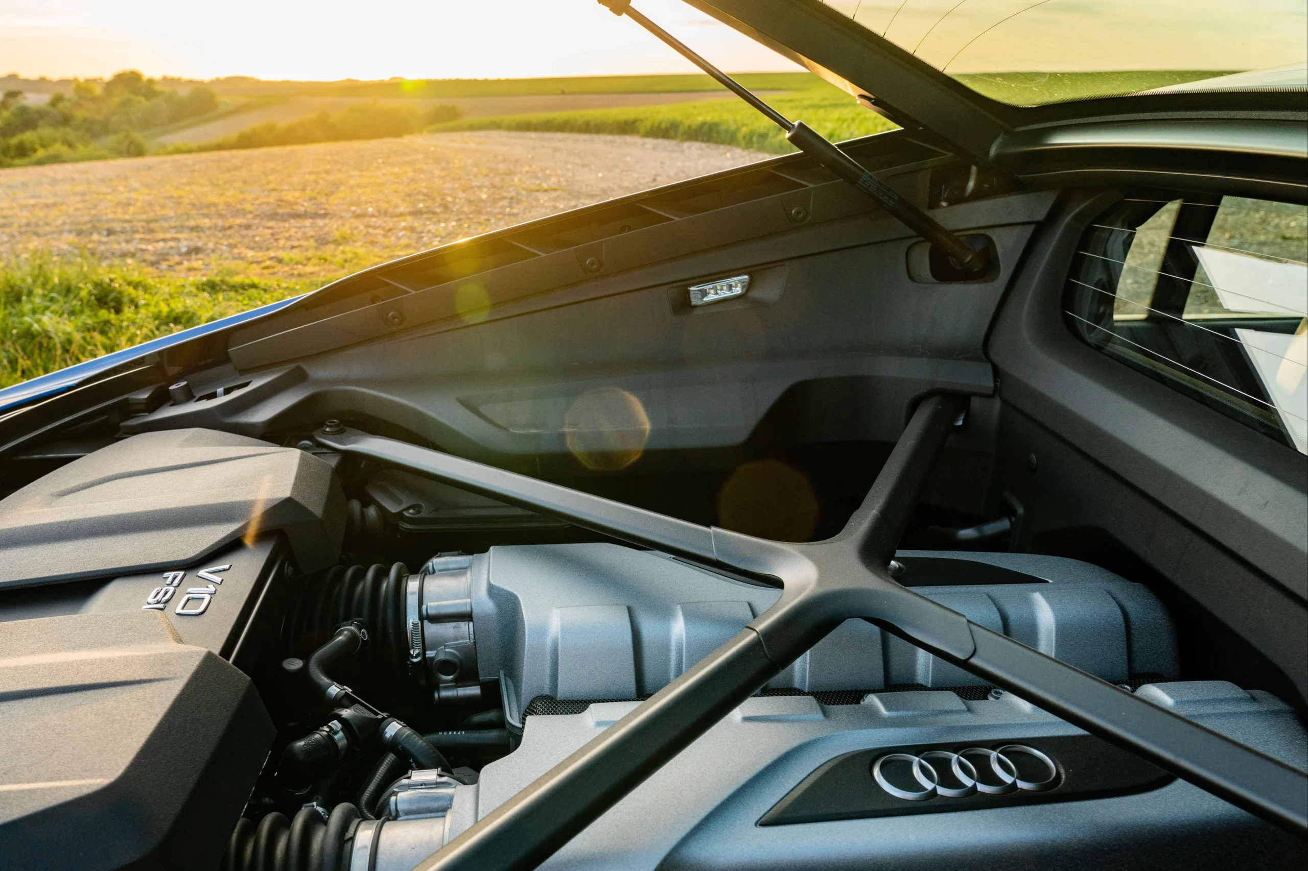 Audi R8 hybrid, Audi Sport, luxury supercars, Lamborghini Temerario, hybrid performance cars, Audi R8 return, Volkswagen Group 4