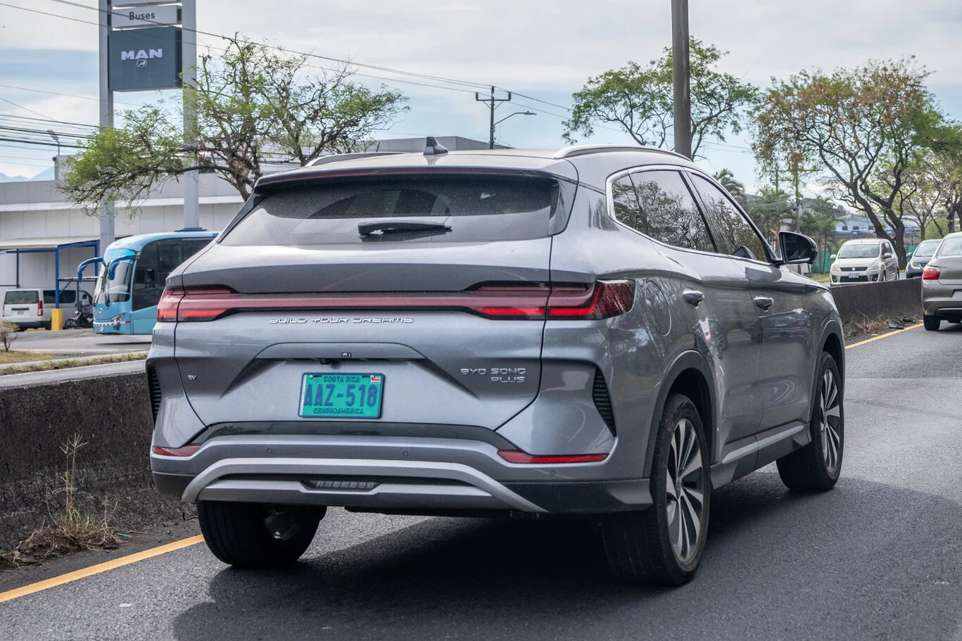 Costa Rica EV market, Chinese electric vehicles, EV infrastructure challenges, BYD Costa Rica, EV adoption risks, electric car charging standards 4