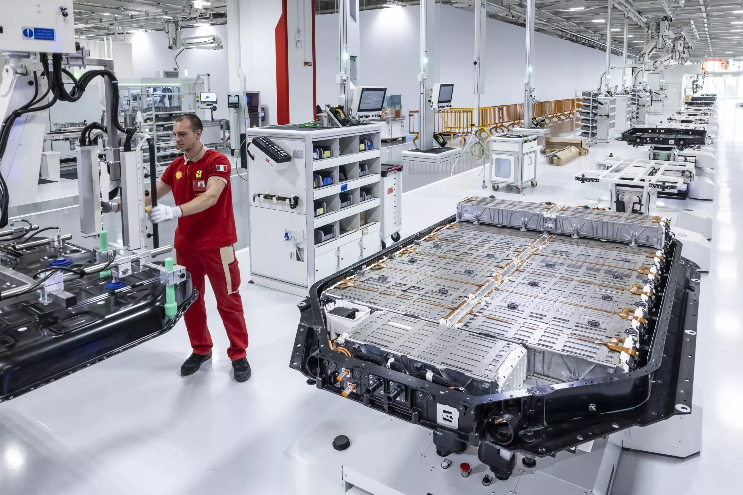 Ferrari Luce, electric supercar, luxury EV, high-performance electric car, Ferrari EV, electric hypercar, premium electric vehicle 5