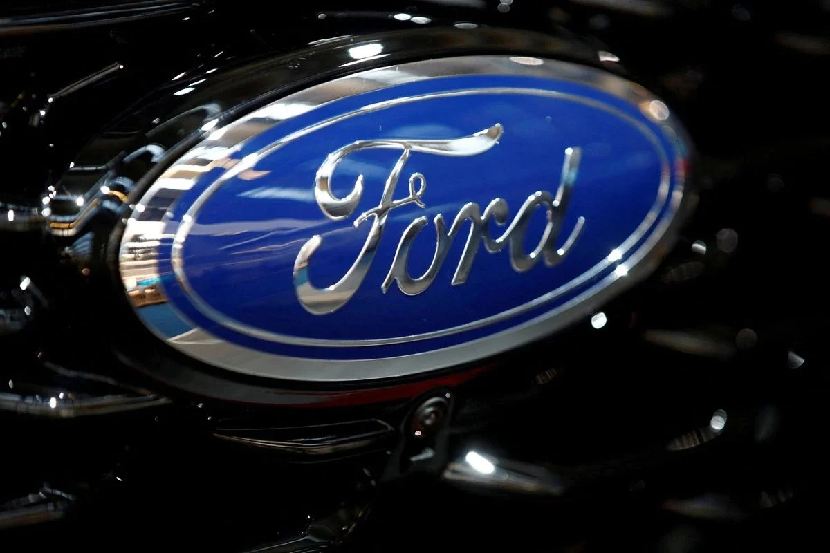 car recalls, Ford recalls 2025, Mitsubishi reliability, NHTSA vehicle safety, auto industry statistics, vehicle recall frequency 3