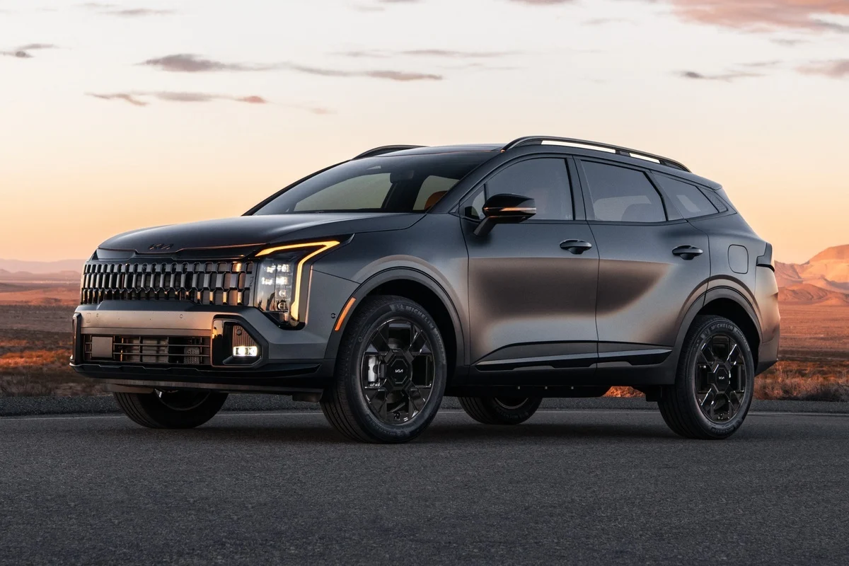 Kia Sportage facelift, Kia Sportage hybrid, Kia Sportage Vietnam, Kia SUV 2025, PHEV SUV Vietnam, Kia Sportage price, Kia Sportage release 2