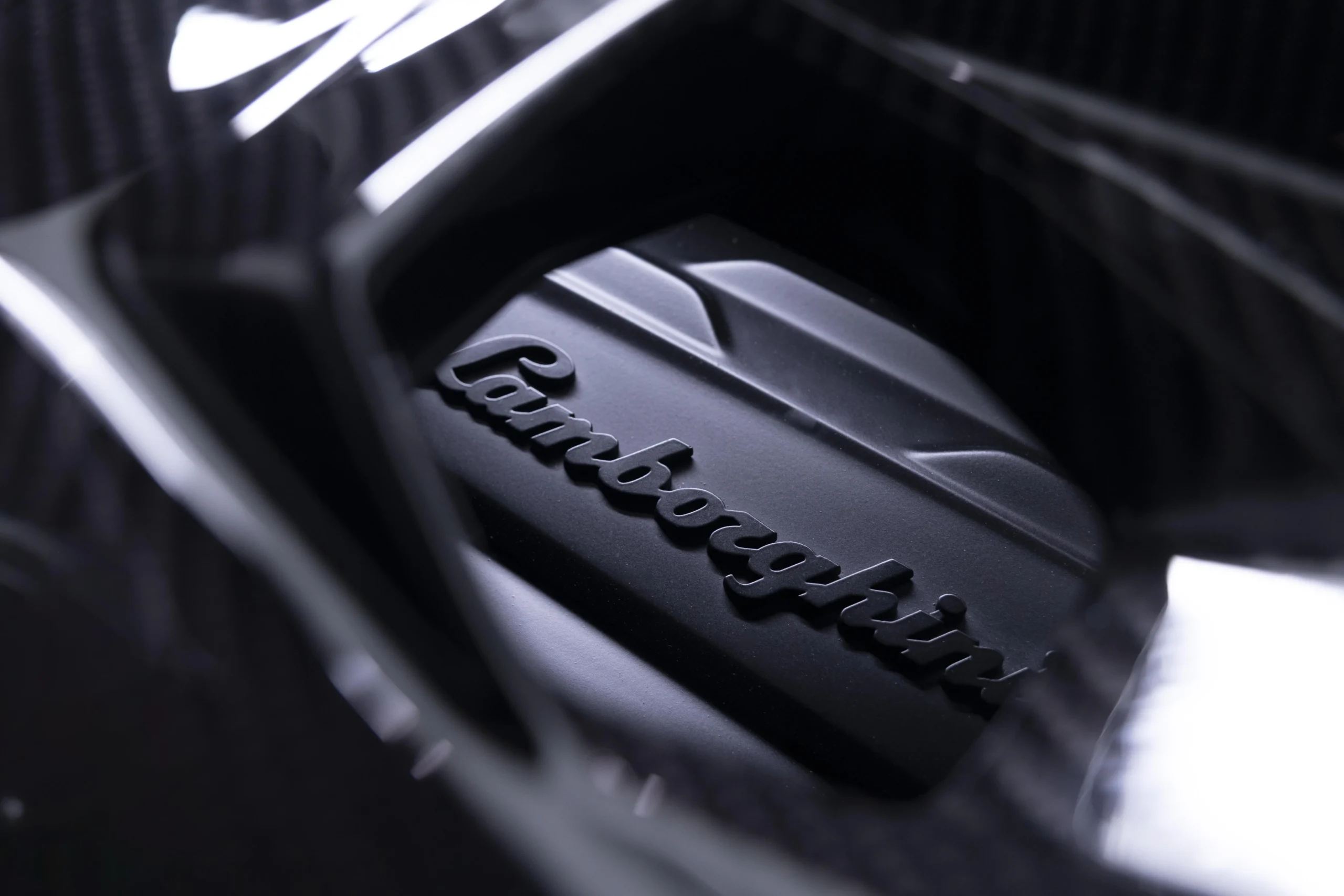 Lamborghini Fenomeno Roadster, most powerful Lamborghini, V12 hybrid supercar, Few Off series, luxury hypercar, Lamborghini Revuelto platform 7
