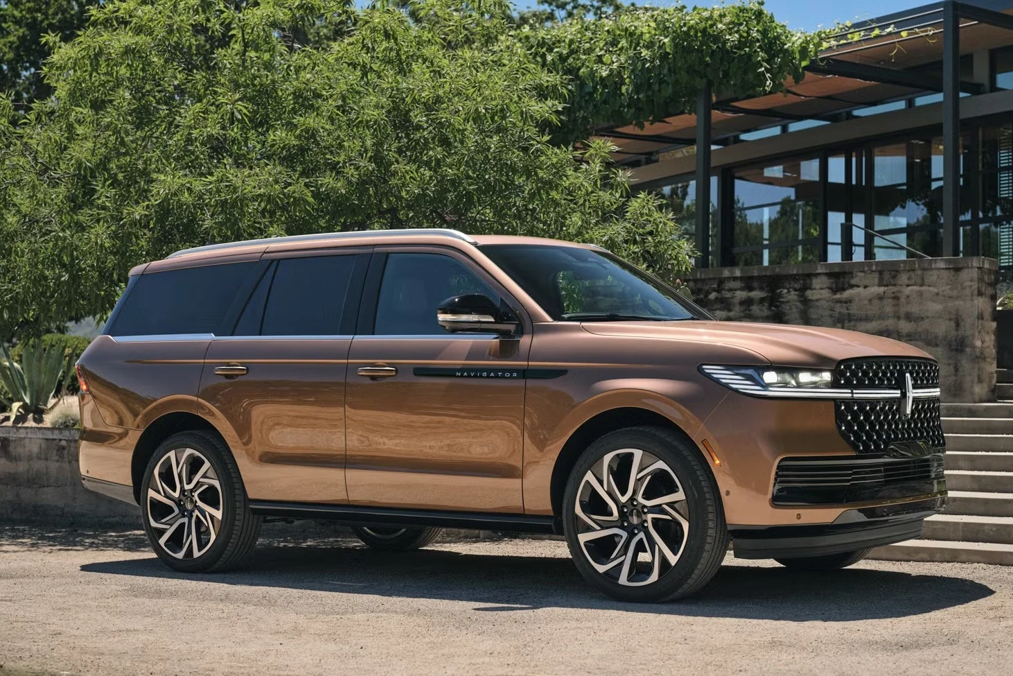 Ford US sales, Lincoln sales drop, Ford Mustang 2026, EV market decline, US automotive trends, Ford Mustang Mach-E sales 4