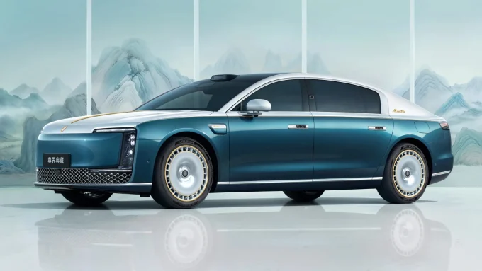 Maextro S800, Chinese luxury sedan, Huawei autonomous driving, electric sedan, Rolls-Royce competitor, premium car China, LiDAR technology 2