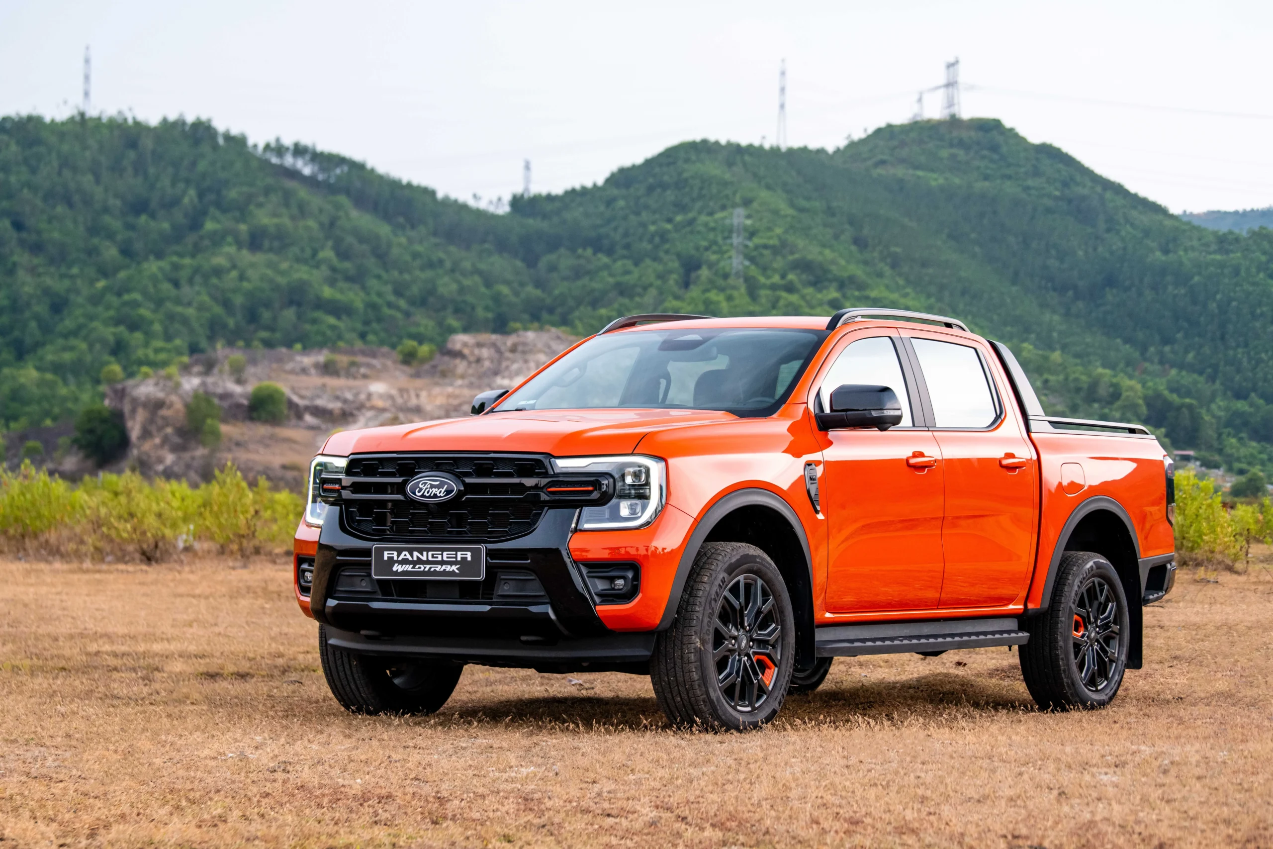 pickup truck regulations Vietnam, dual cab pickup, vehicle classification Vietnam, Ford Ranger Vietnam, Vietnamese pickup market, VAMA, road safety Vietnam 3