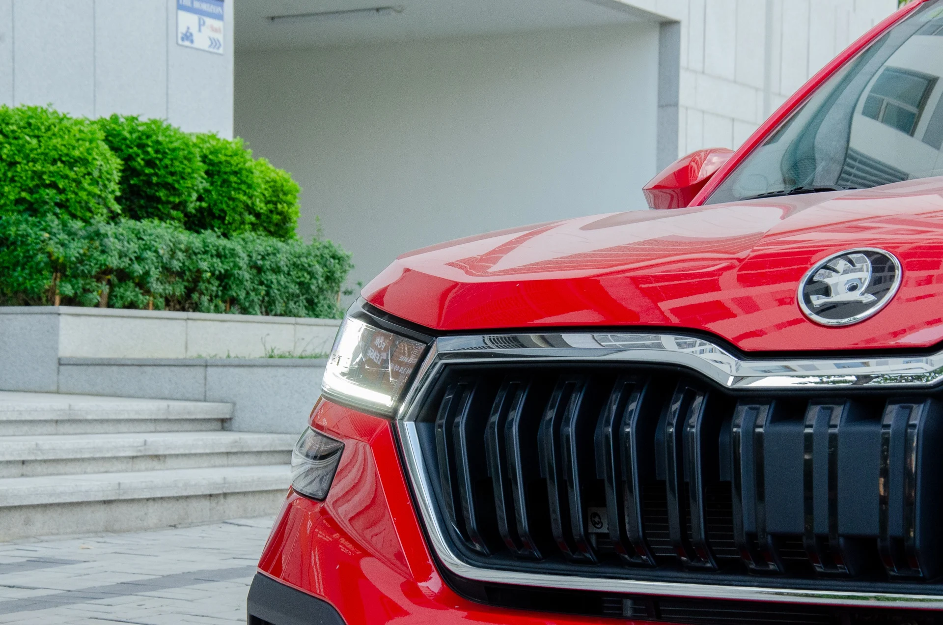 Indian imported cars Vietnam, Vietnam automotive market, ATIGA tax, Hyundai Vietnam, Volkswagen Vietnam, car import taxes, ASEAN car trade 6