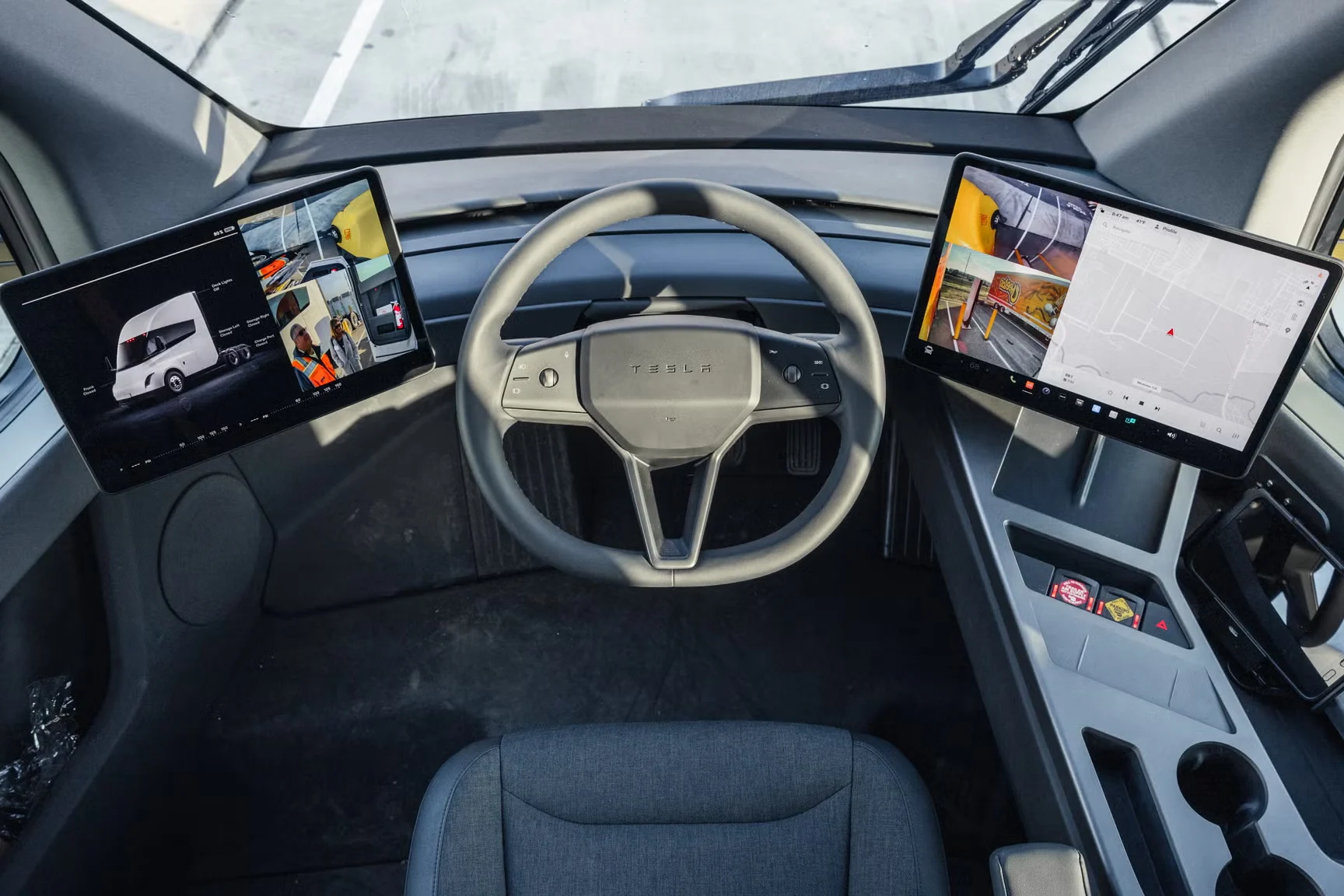 Tesla Semi, WattEV, electric heavy-duty trucks, zero-emission logistics, Megawatt Charging System, California electric trucking, sustainable freight 3