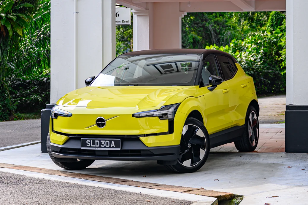Volvo EX30, battery fire, Thailand lawsuit, electric SUV recall, Volvo battery issue, EV safety, global recall 4