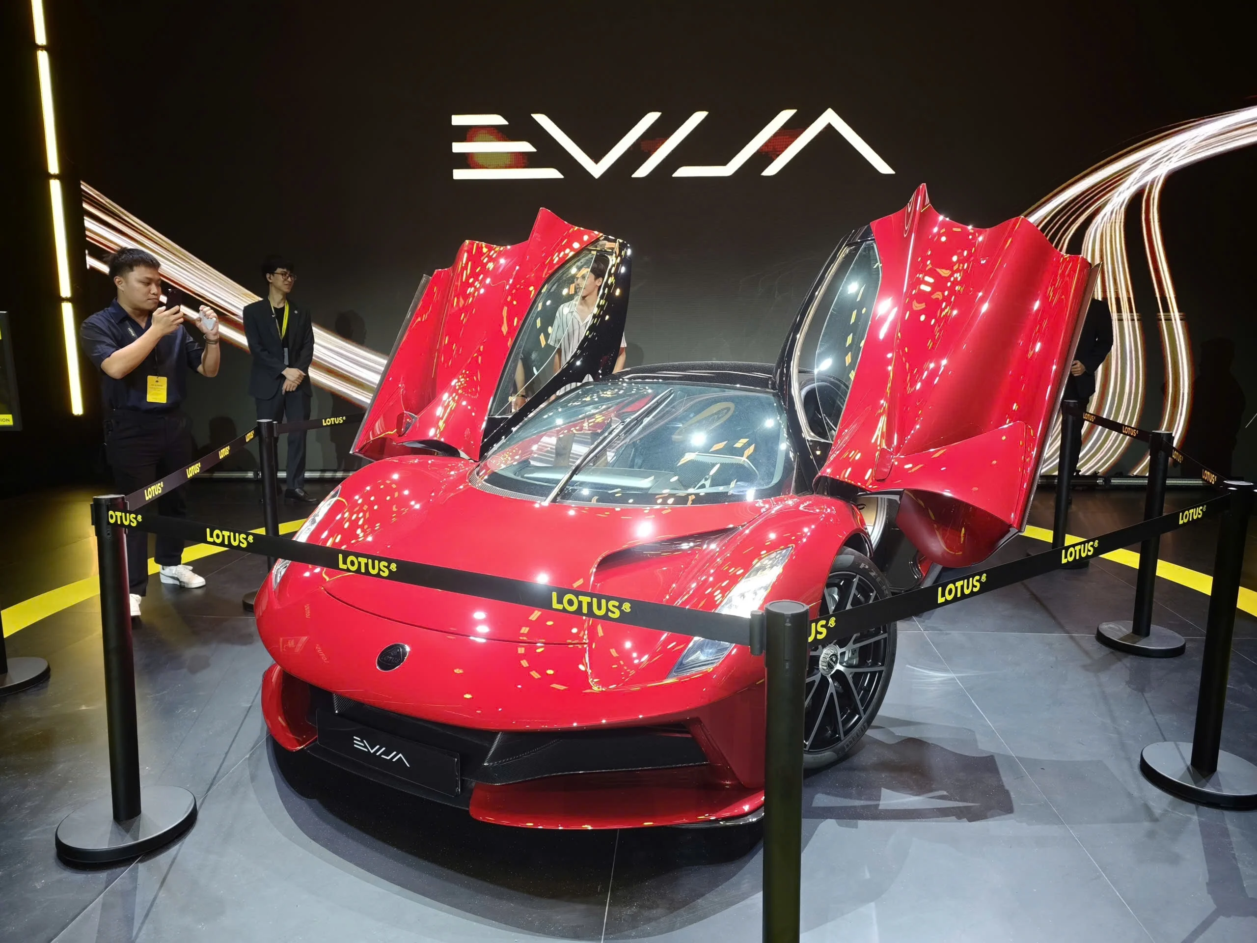 Lotus Cars Vietnam, Lotus Emira, Lotus Evija hypercar, luxury electric cars Vietnam, Lotus Eletre SUV, British supercars 8