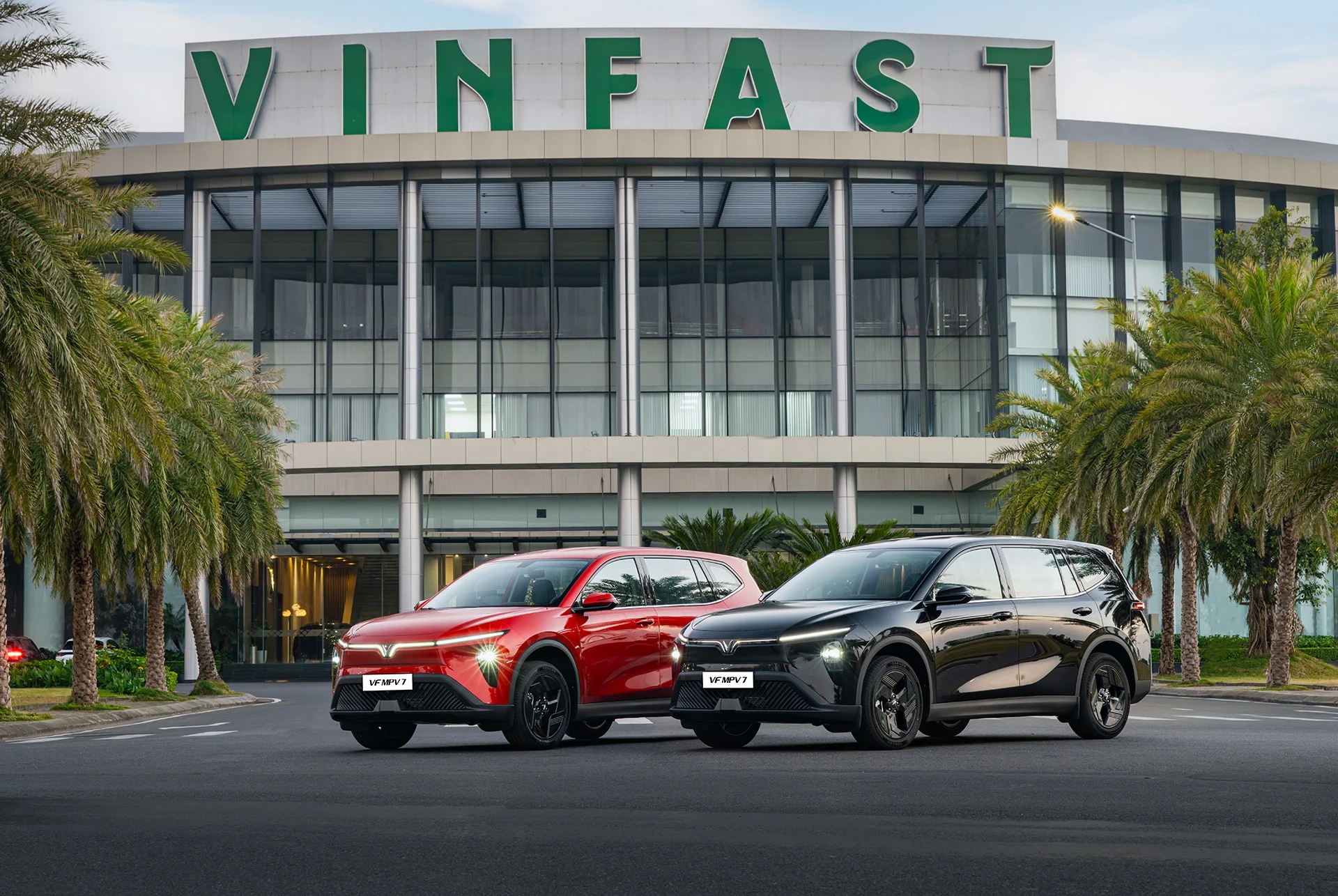 budget MPVs Vietnam, electric MPVs, car promotions Vietnam, Mitsubishi Xpander, VinFast Limo Green, BYD M6, Vietnam automotive market 5