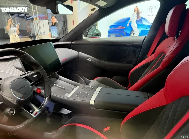 Xiaomi YU7 GT, electric SUV, 990 horsepower, fast charging, 12 minute charge, 2024 electric vehicle, Chinese EV, high performance EV 3
