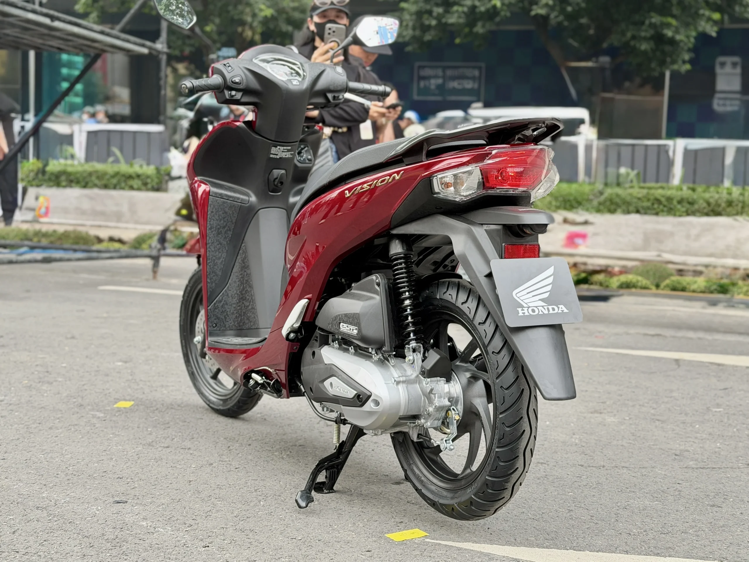 Honda E10, ethanol fuel compatibility, Vietnam motorcycles, Vietnam cars, fuel standards, Honda Vietnam, E10 fuel 2