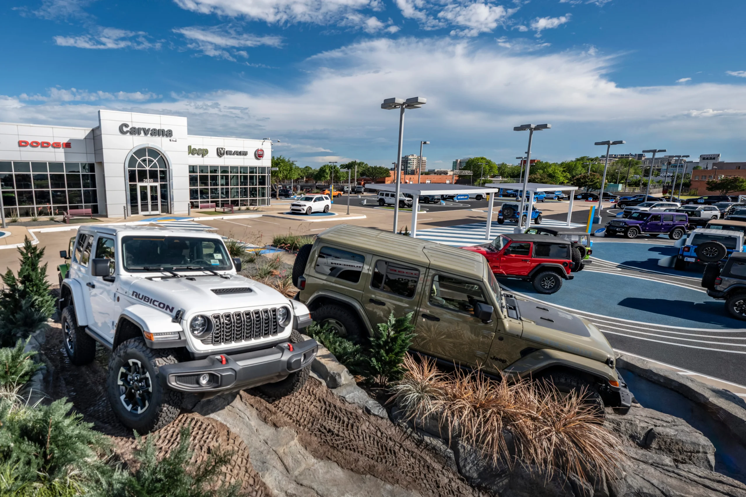 Carvana, no-salesperson showroom, online car buying, self-service car dealership, digital car retail, test drive online, automotive innovation 7
