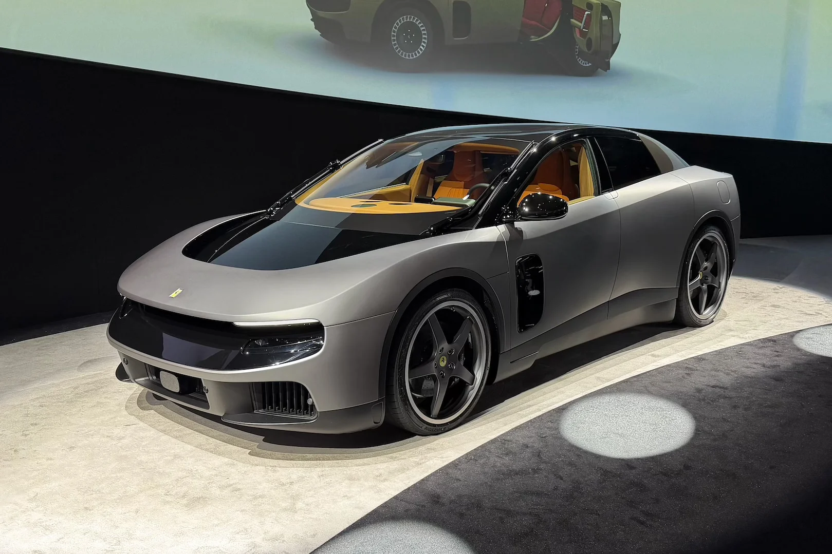 internal combustion engine, hypercar, electric supercar, Koenigsegg, sustainable performance, hybrid powertrain, supercar design 4