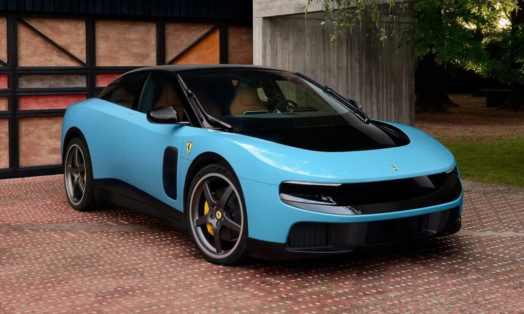Ferrari, Luce, electric supercar, marketing chief, Massimiliano Di Silvestre, Enrico Galliera, automotive leadership 2