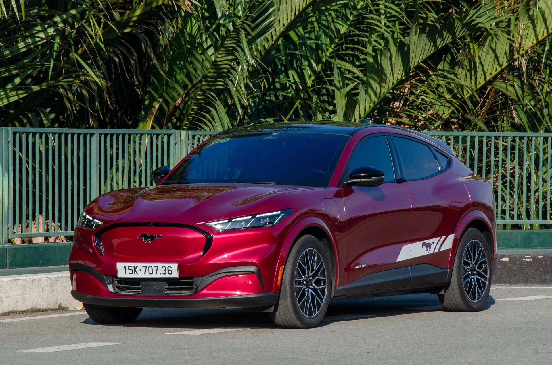 Vietnam car sales, Mustang Mach-E Vietnam, Suzuki Swift sales, Toyota Hilux Vietnam, 2026 automotive market, car price discounts, hybrid tax incentive Vietnam 2