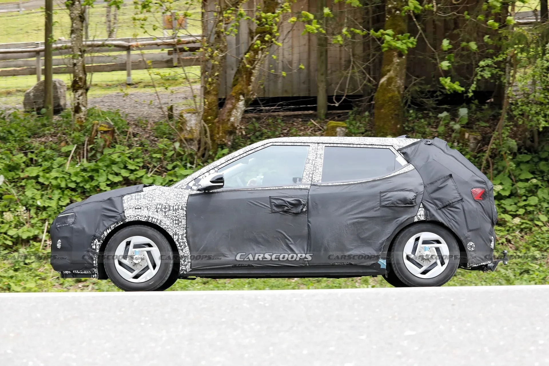 Hyundai i20, Hyundai i20 redesign, Hyundai i20 concept, Hyundai i20 hybrid, Santa Fe design, Hyundai new generation, compact hatchback, automotive news 3