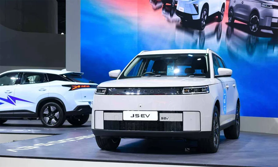 China EV exports, Southeast Asia electric vehicles, electric vehicle market 2024, BEV exports, PHEV Southeast Asia, EV industry trends, automotive trade China 2